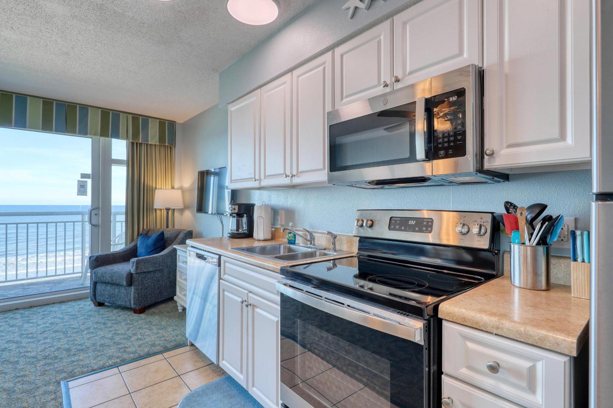 Holiday home 2501 S Ocean Blvd, 0505 - Ocean Front Sleeps 6 *