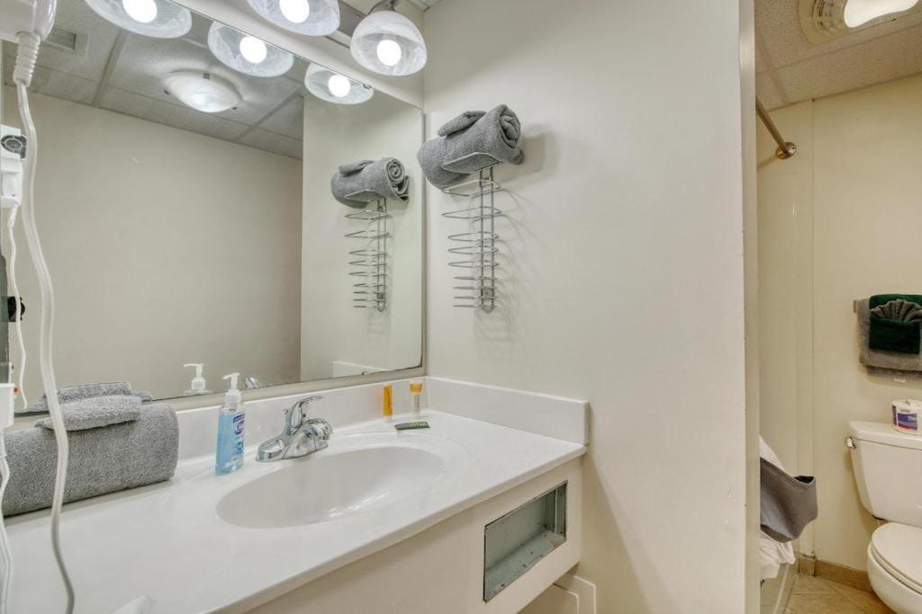 Holiday home 2501 S Ocean Blvd, 0831 - Ocean View Sleeps 8