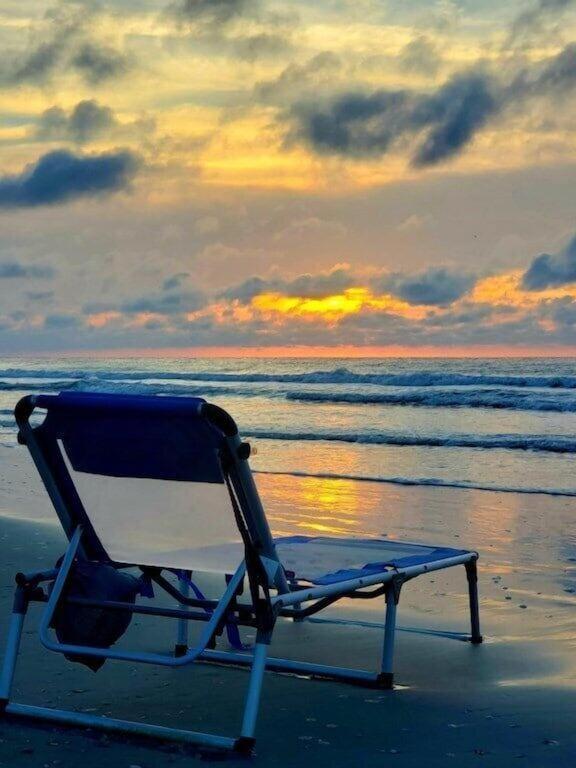 2501 S Ocean Blvd, 1005 - Ocean Front Sleeps 4 Holiday home Myrtle Beach