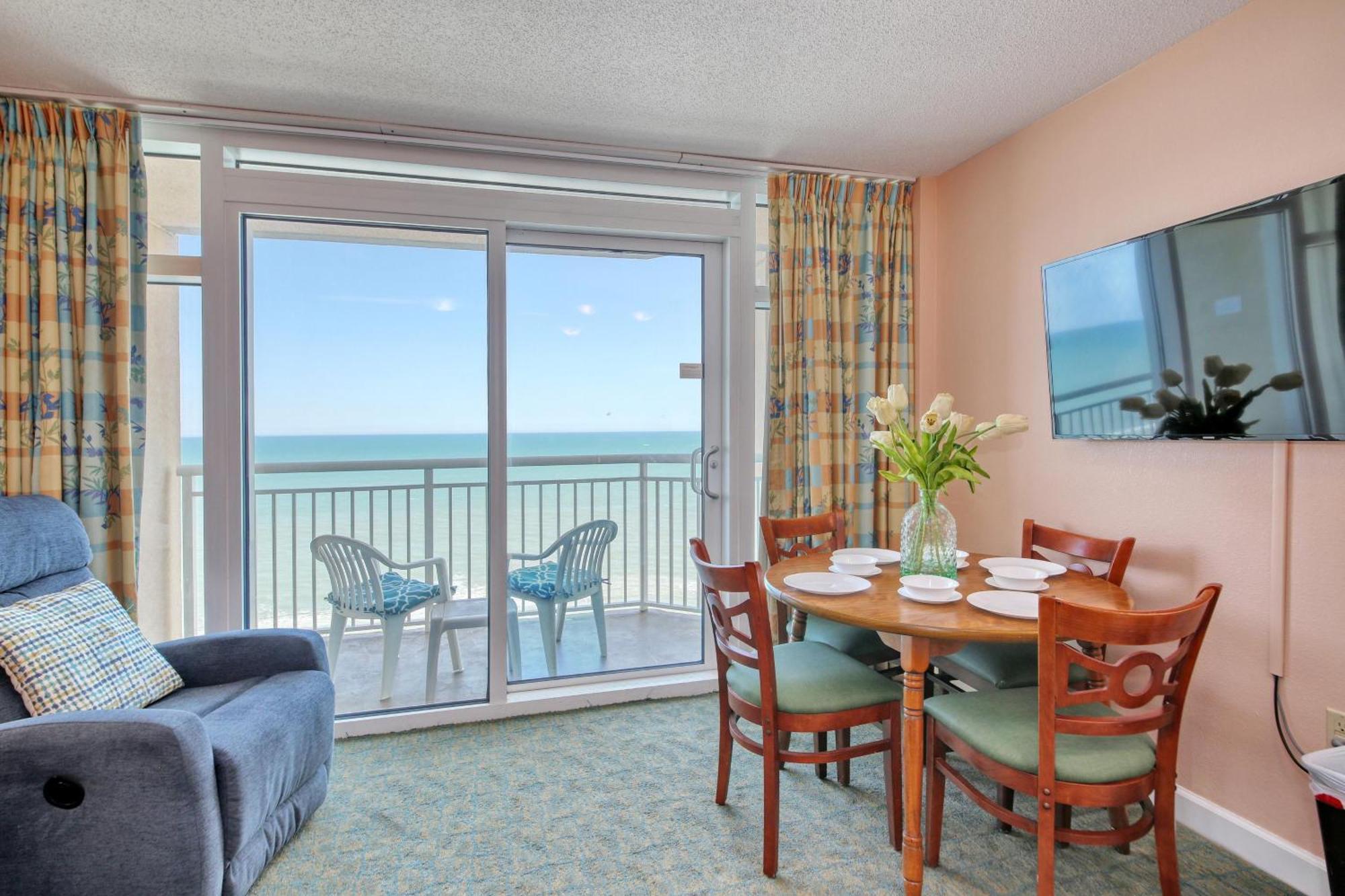 2501 S Ocean Blvd, 1005 - Ocean Front Sleeps 4 Holiday home *