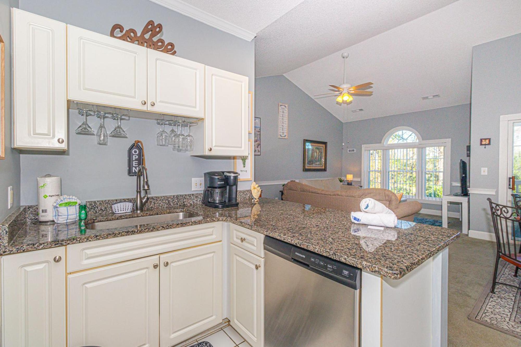 Beautifully Updated Floor 1 Bedroom - Riverwalk At Arrowhead Country Club - Unit 302