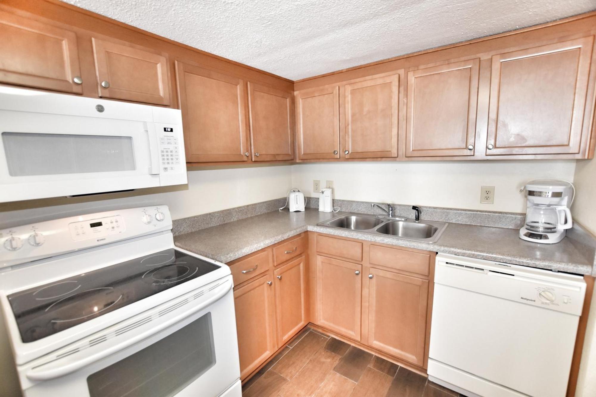 0610 Waters Edge Apartment *