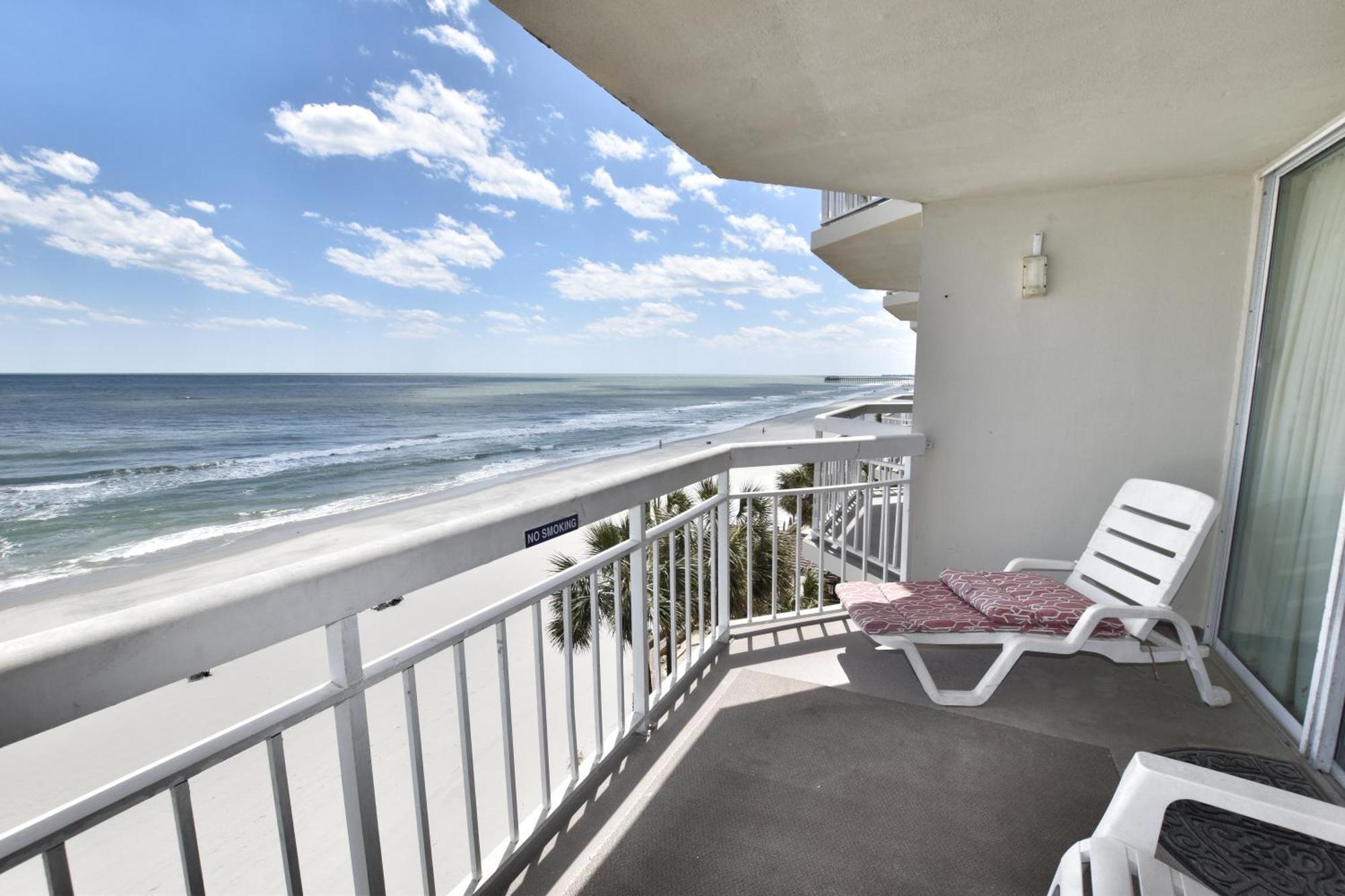 0401 Waters Edge Apartment