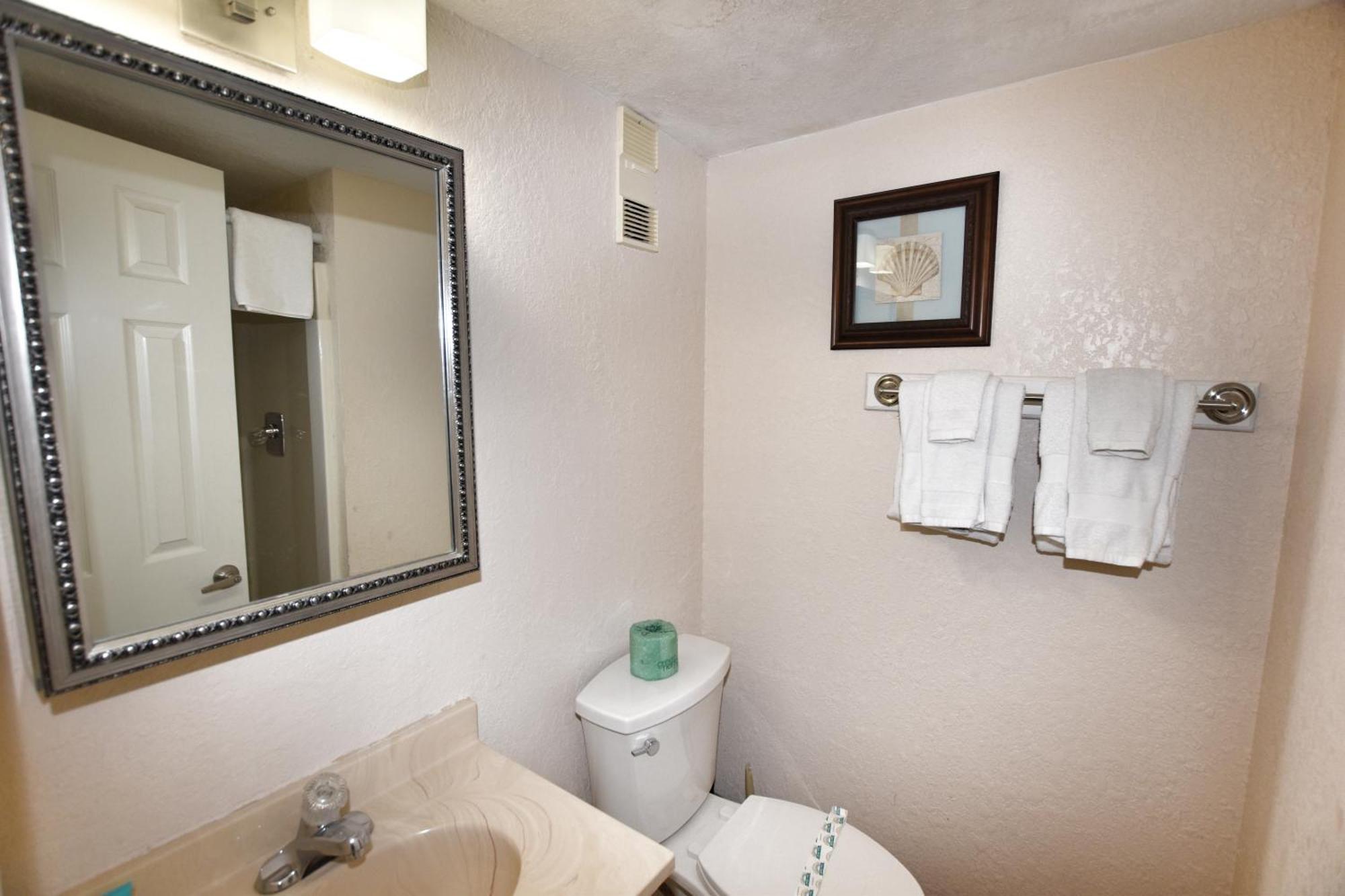 0310 Waters Edge Apartment *