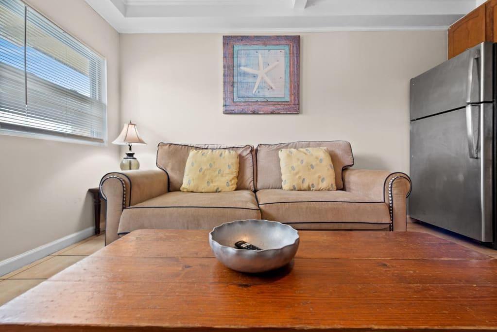Comfy 1Br By The Beach With Pool & Parking Apartment Myrtle Beach