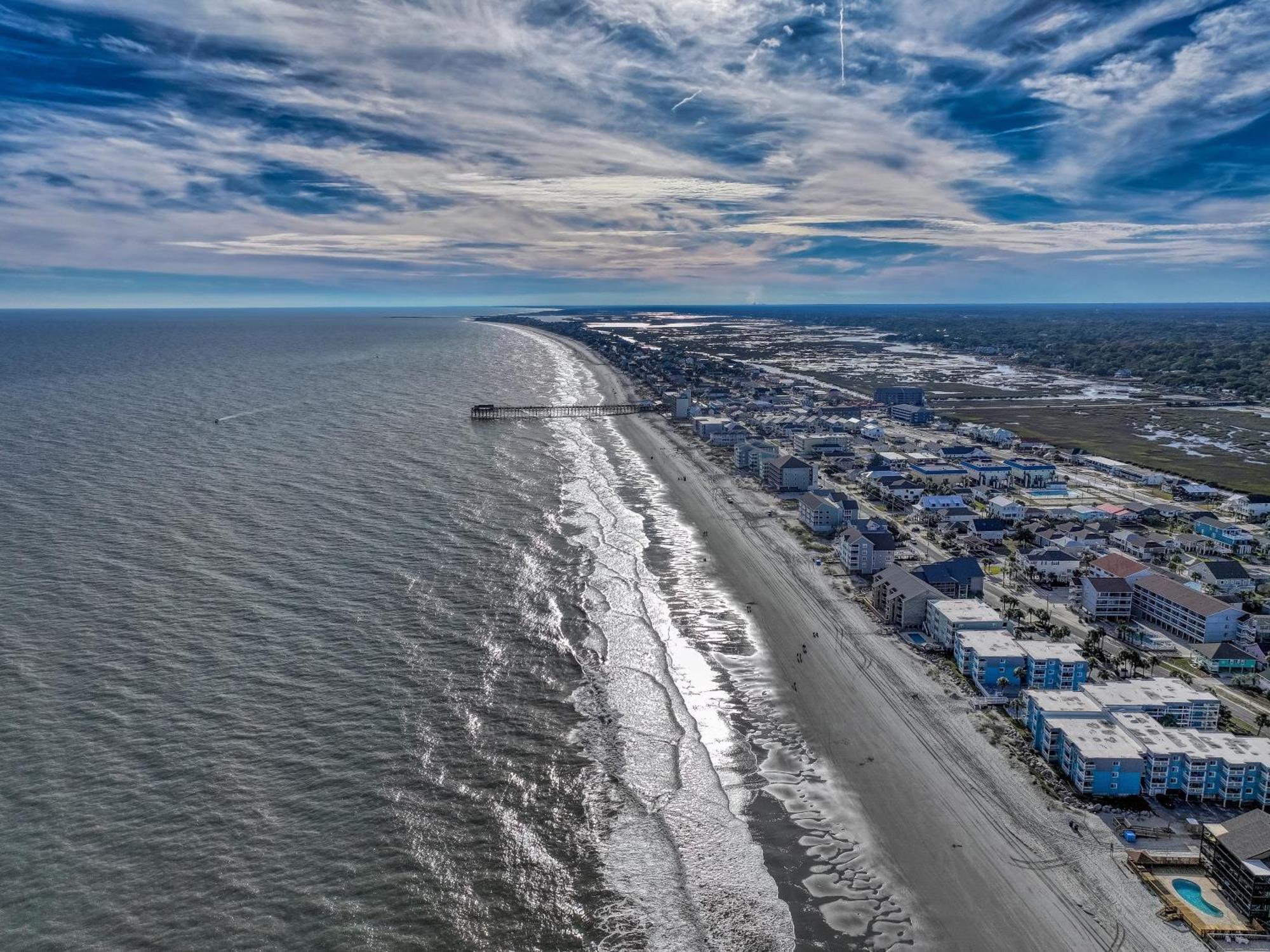 1412 Waters Edge Apartment