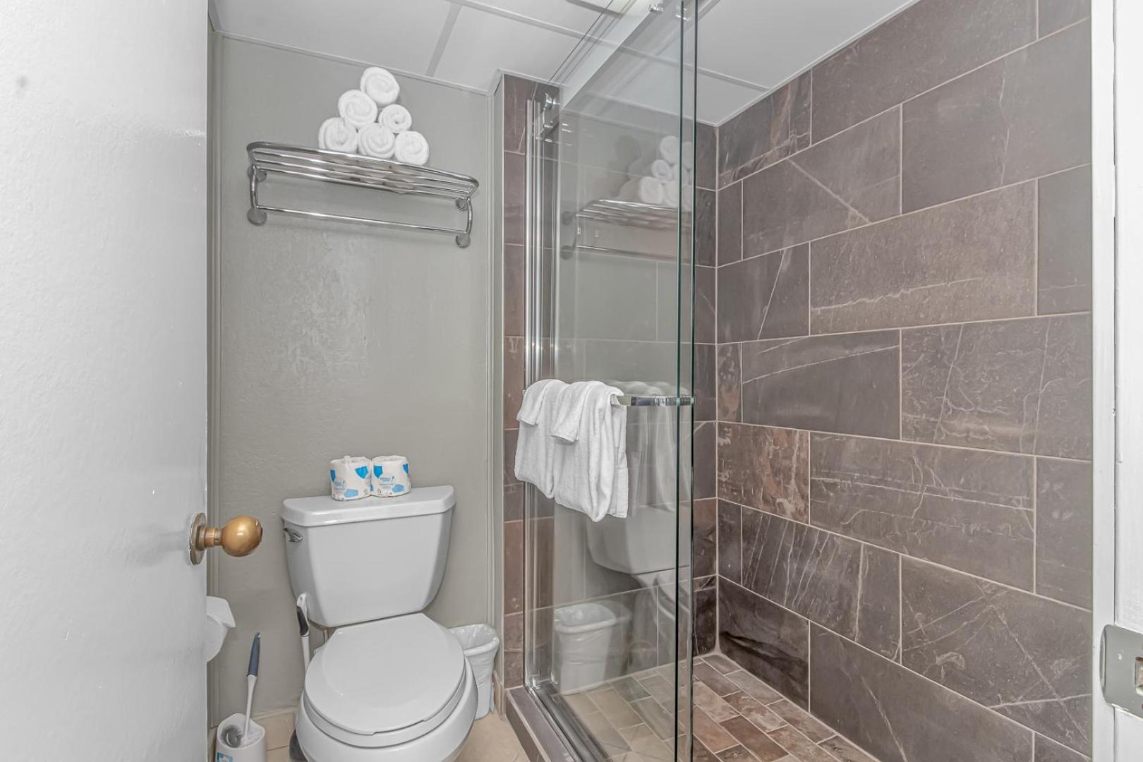 Holiday home Oceanview 1 Bedroom Suite! Landmark 348! Perfect For 6 Guests!