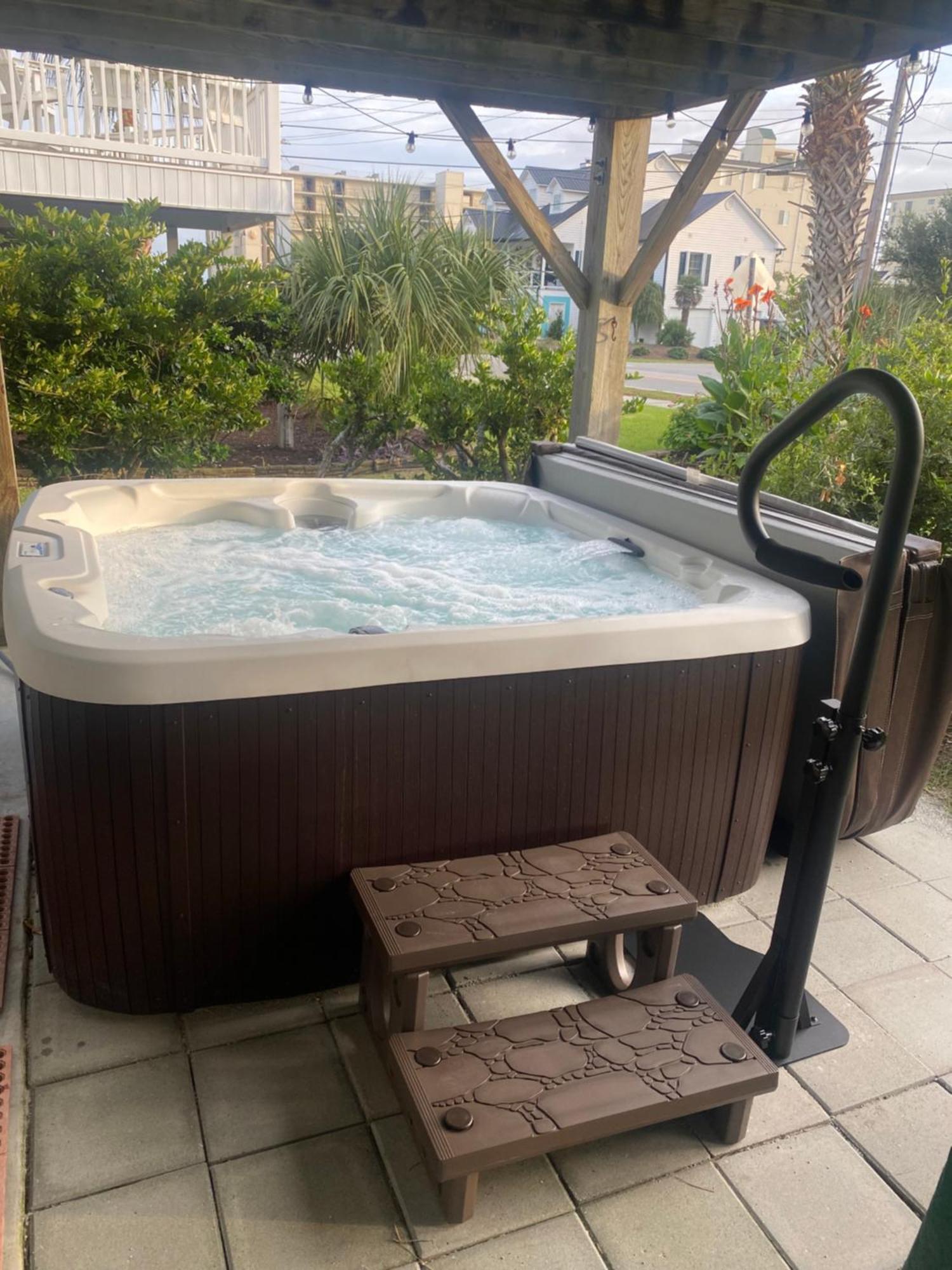 Breeze 3, Pet Friendly, Walking Distance To Atlantic Ocean Free Parking * Myrtle Beach