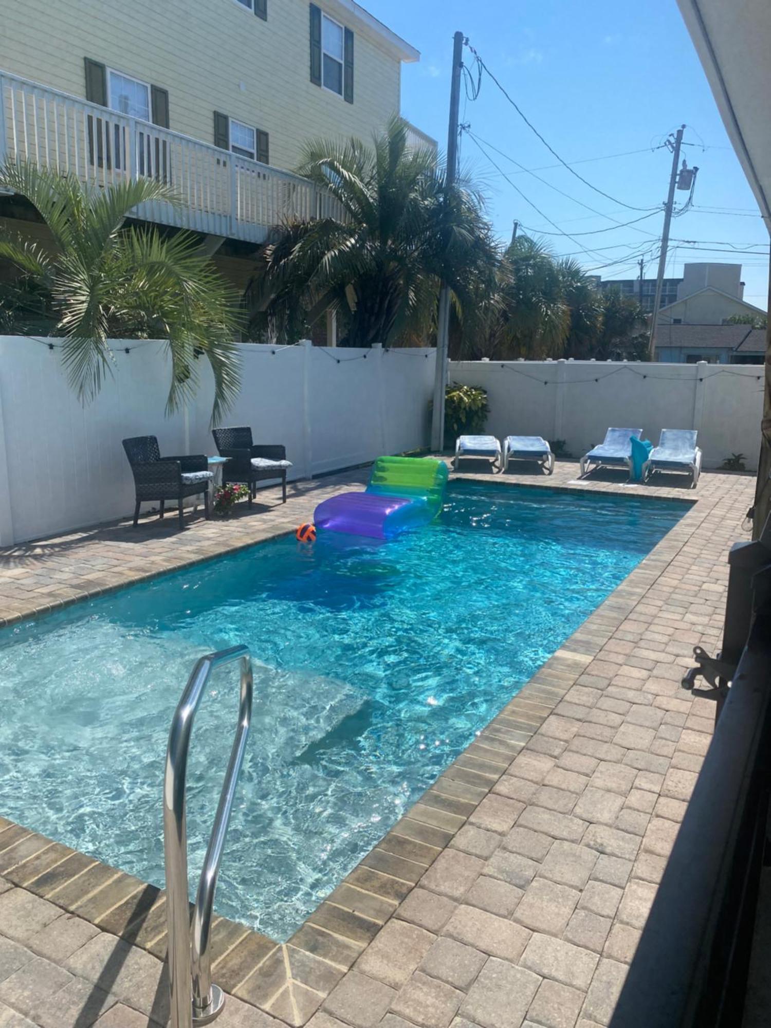 Holiday home Breeze 3, Pet Friendly, Walking Distance To Atlantic Ocean Free Parking *