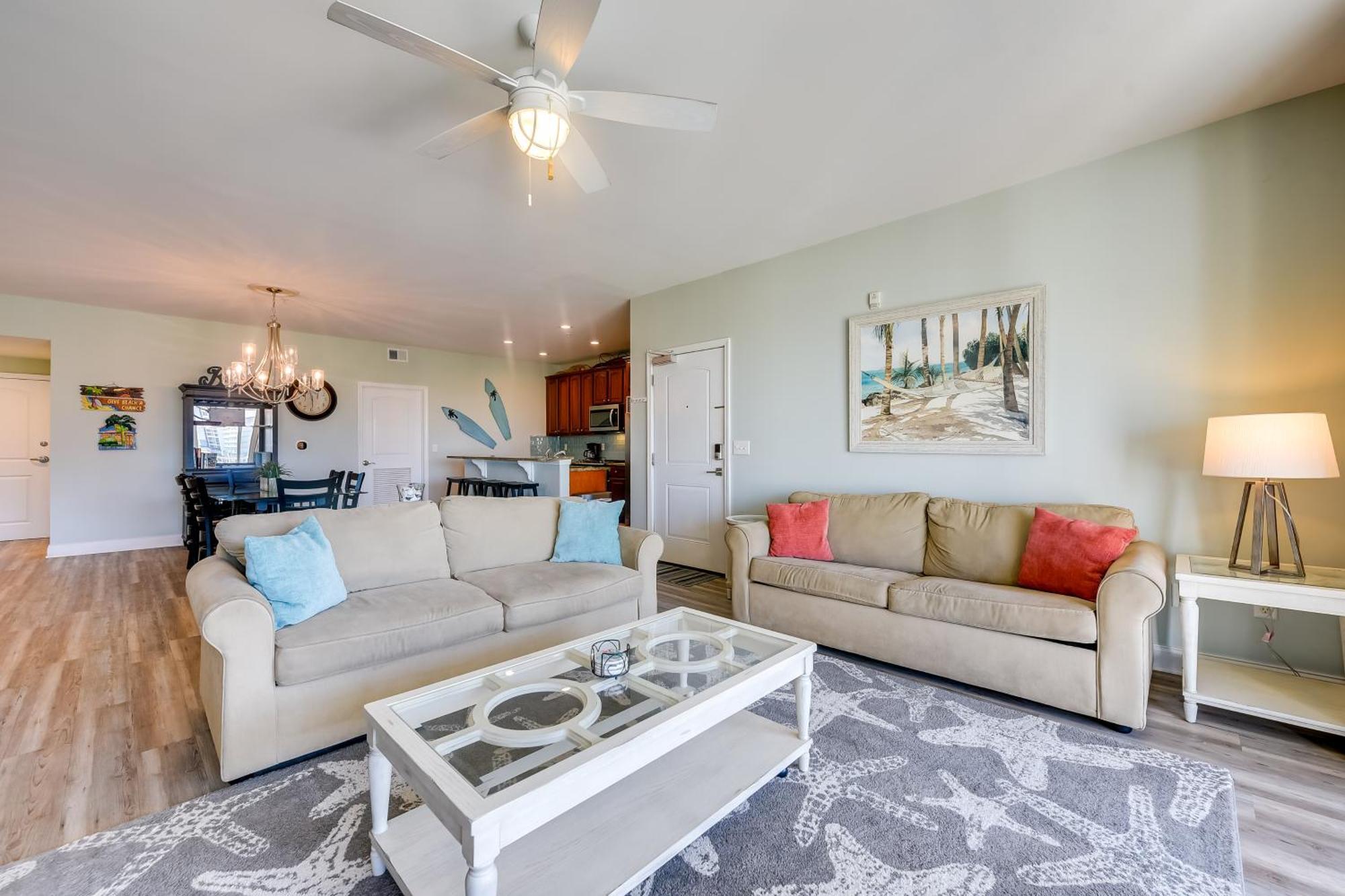 Roomy North Myrtle Condo, Walk To Apartment