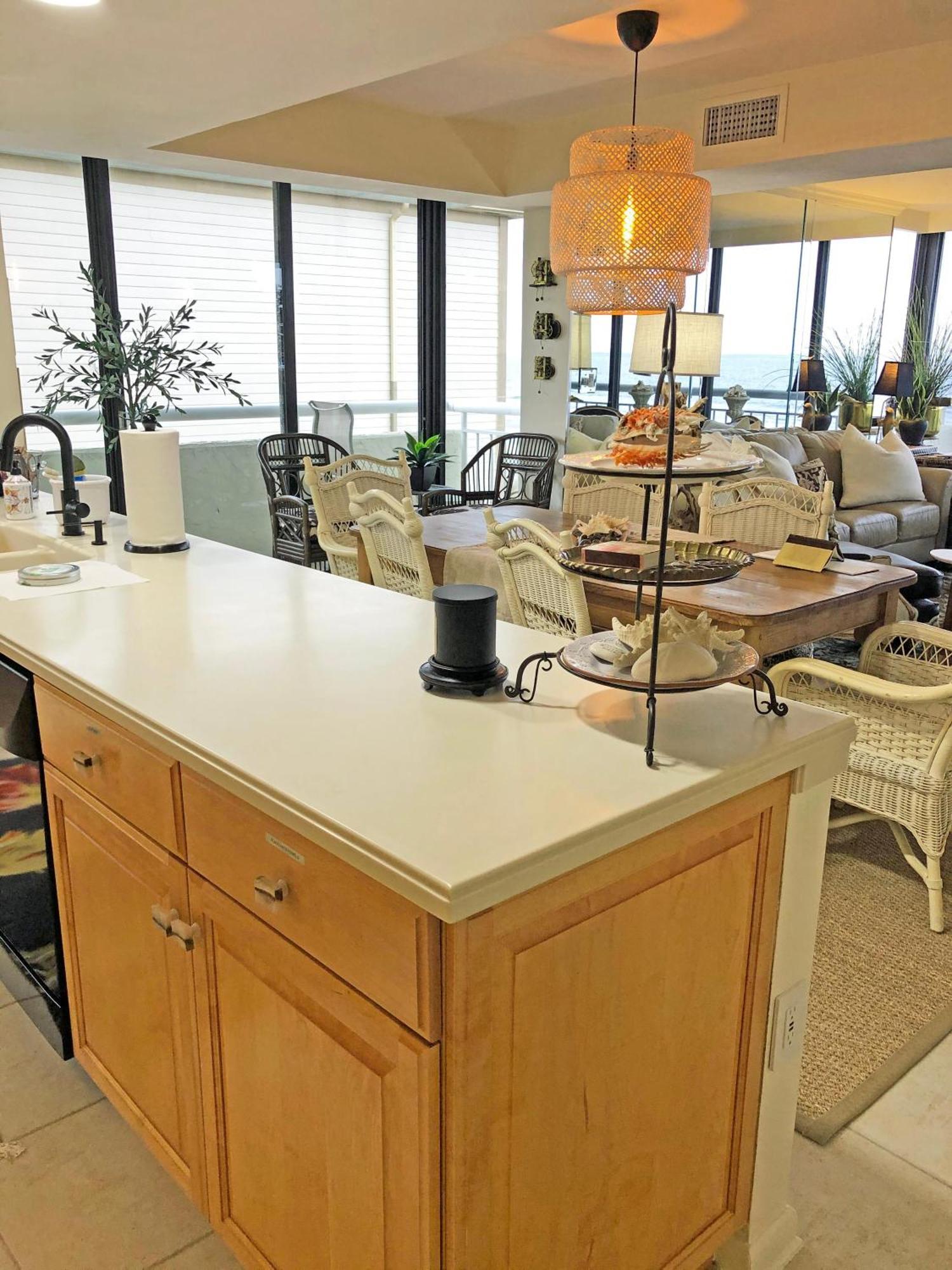 3astll Luxury Oceanfront 3br/2b In Shoreham Towers Ii *