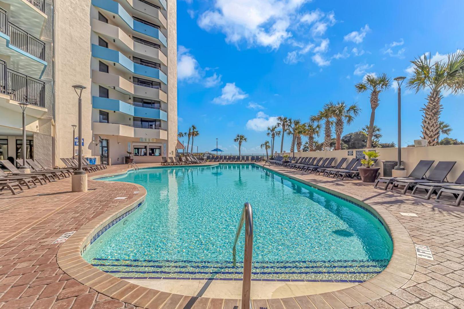 Apartment Oceanfront 3br 2ba Ocean Reef 1421 *