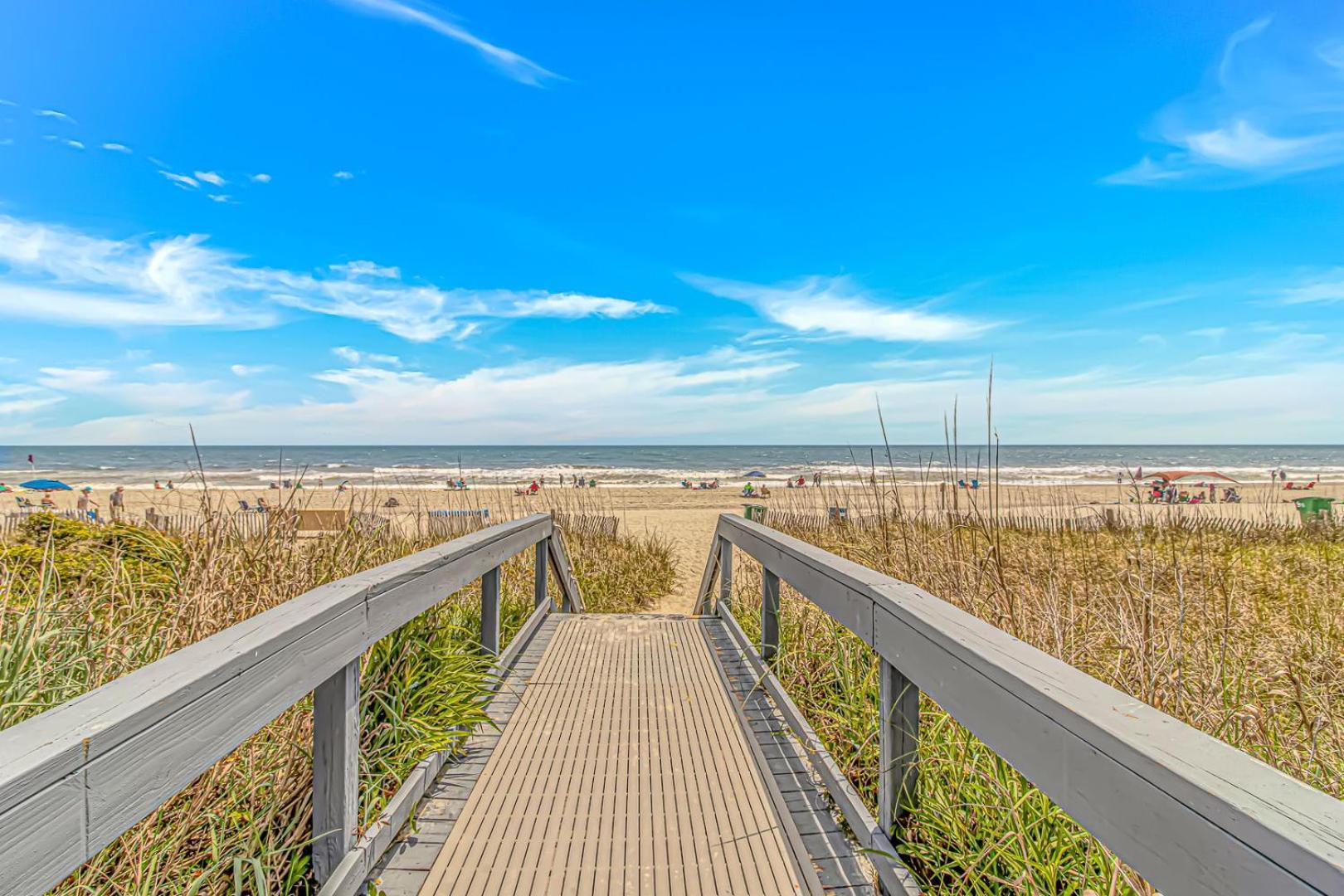 Apartment Oceanfront 3br 2ba Ocean Reef 1421 *