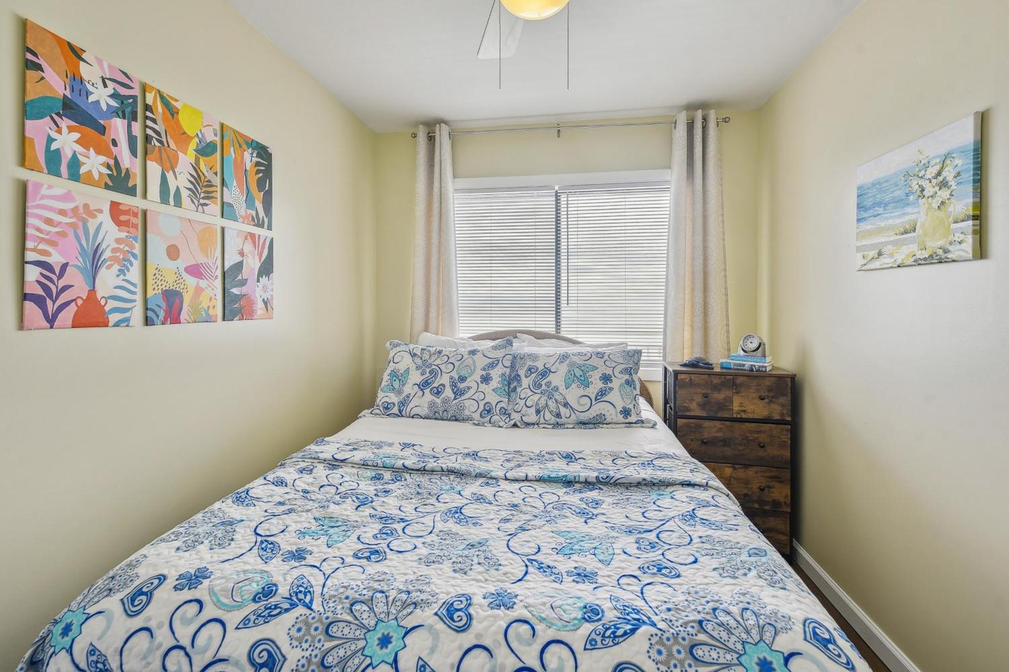 Apartment North Myrtle With Balcony And Views!