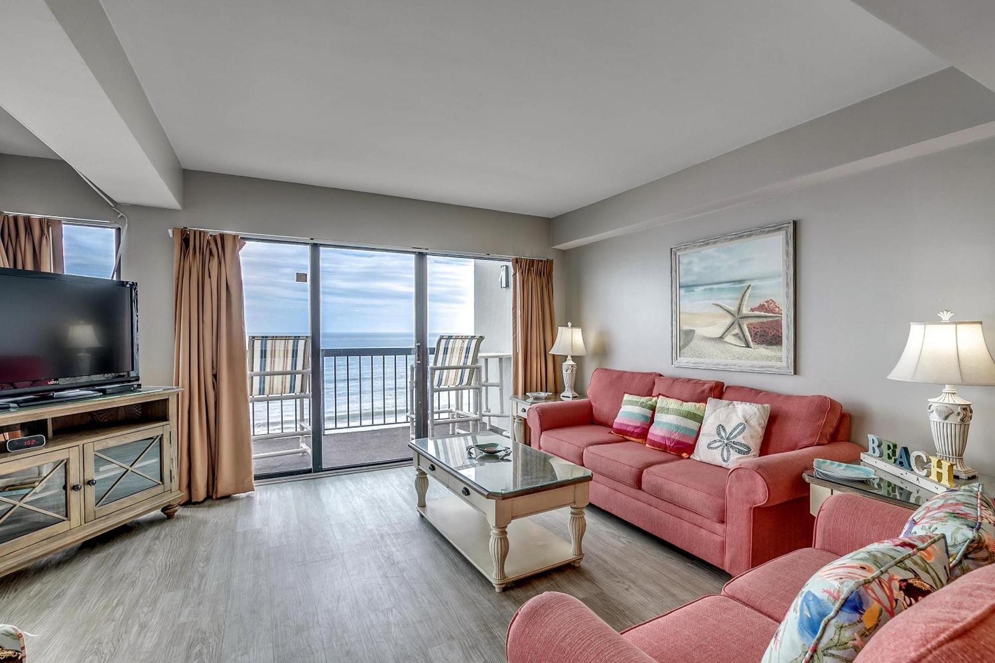 Savoy Penthouse 601