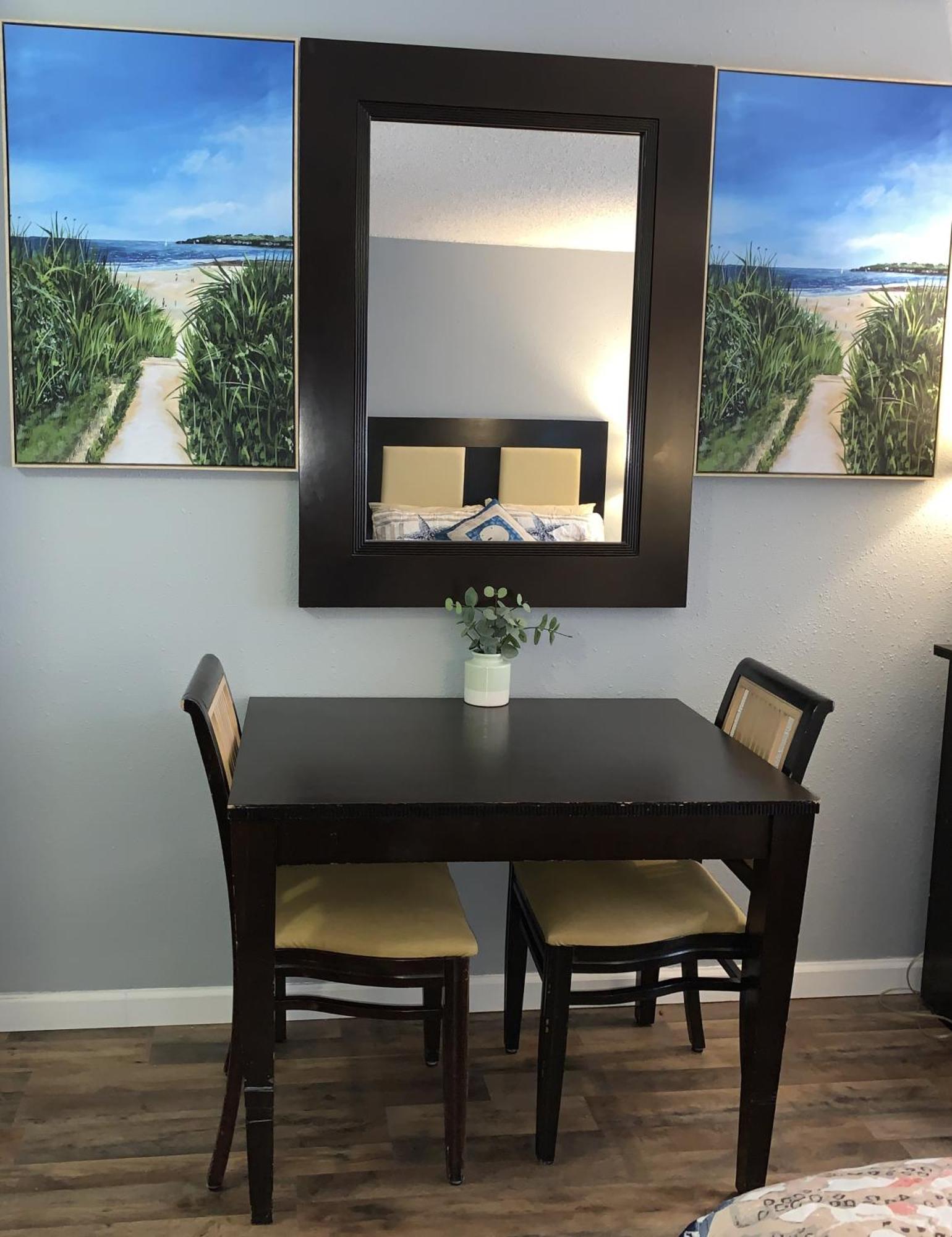 Lee's Myrtle Apartment