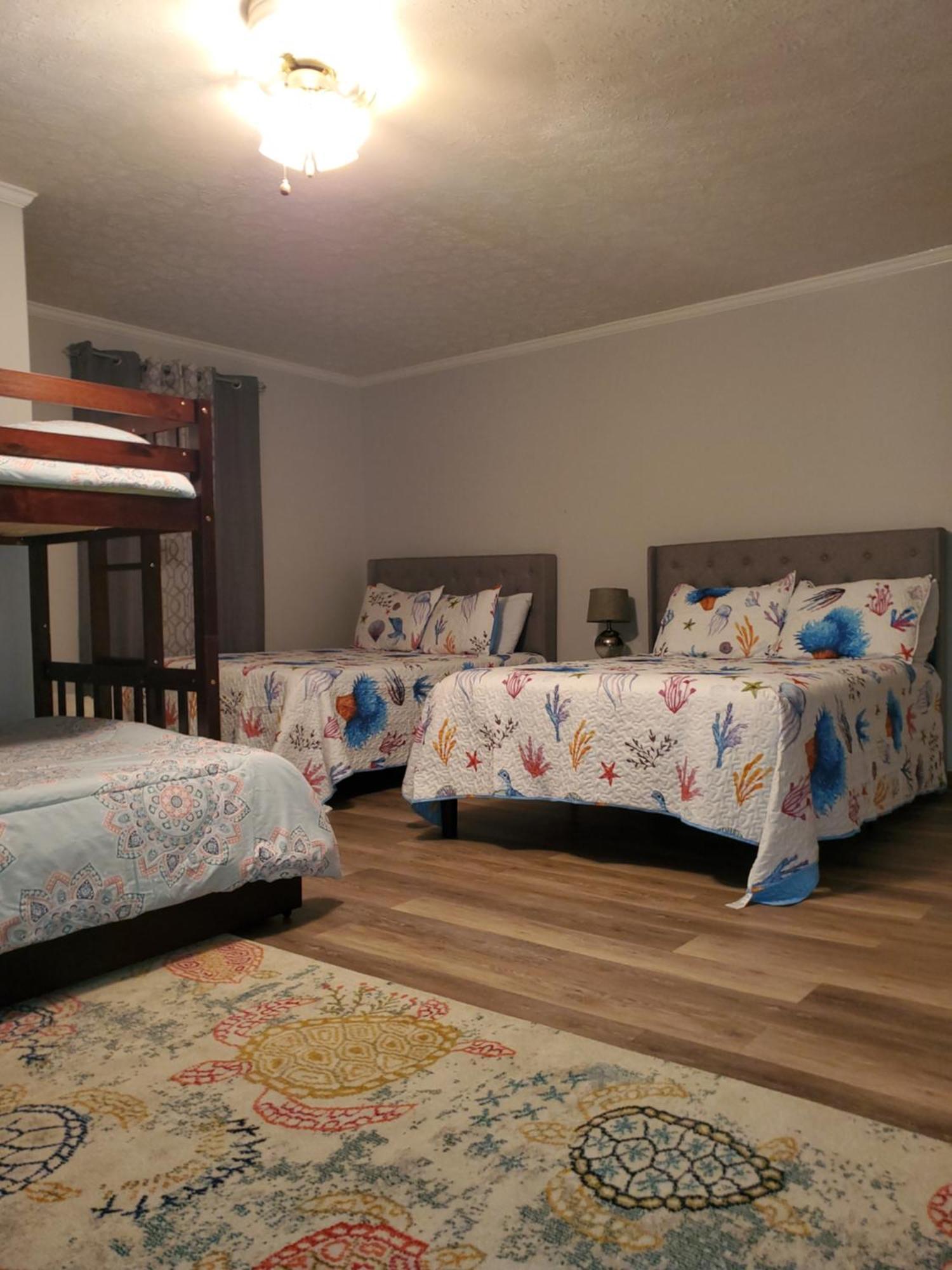 Downtown Mb House New Furniture 4*