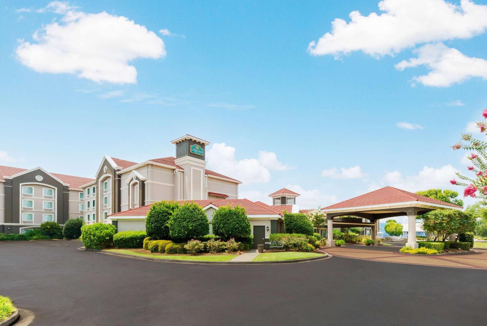 La Quinta By Wyndham Myrtle Broadway Area Hotel 3*
