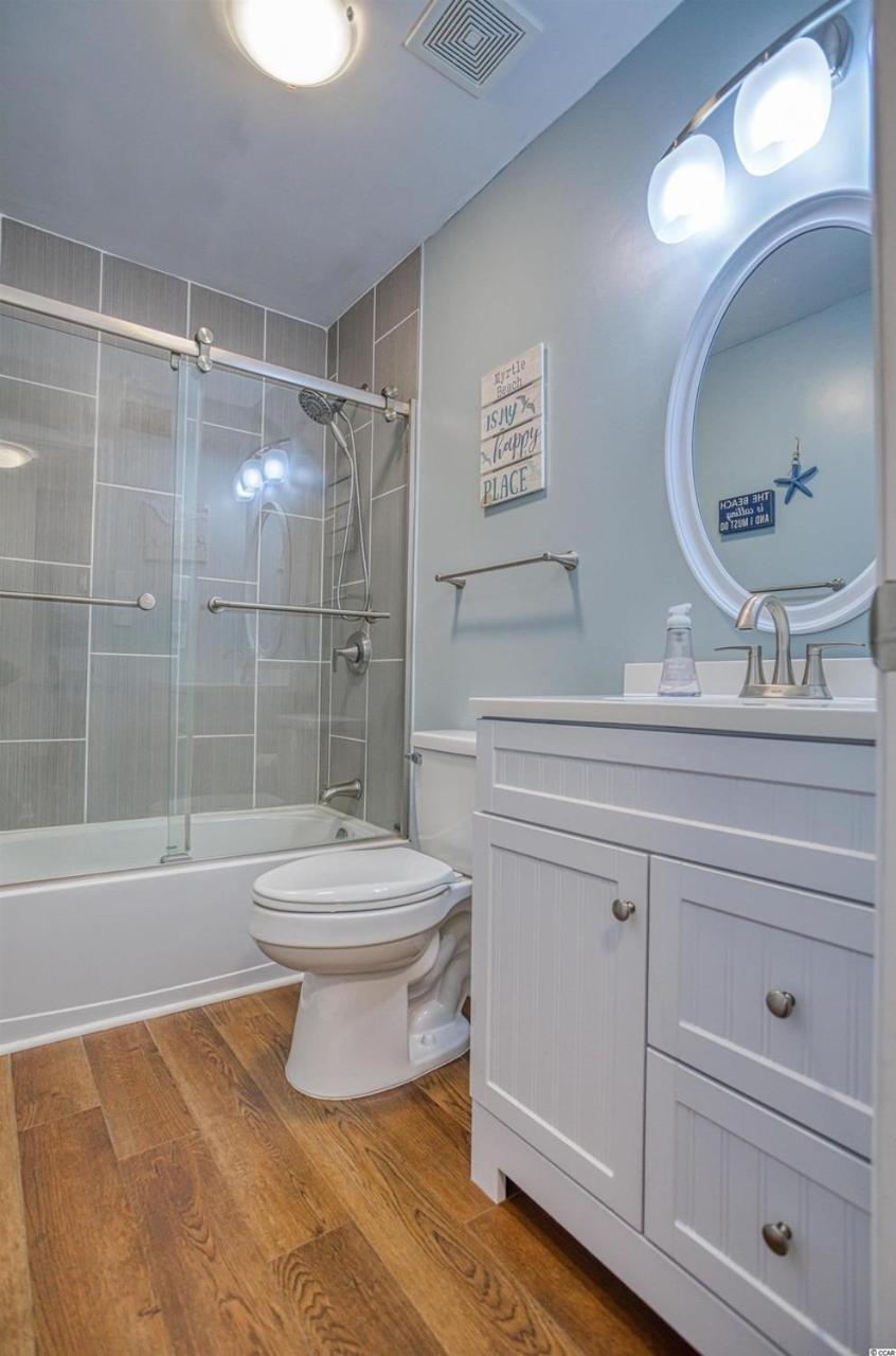 Beachfront Bliss: Oceanview With Pool In Cherry Grove Apartment
