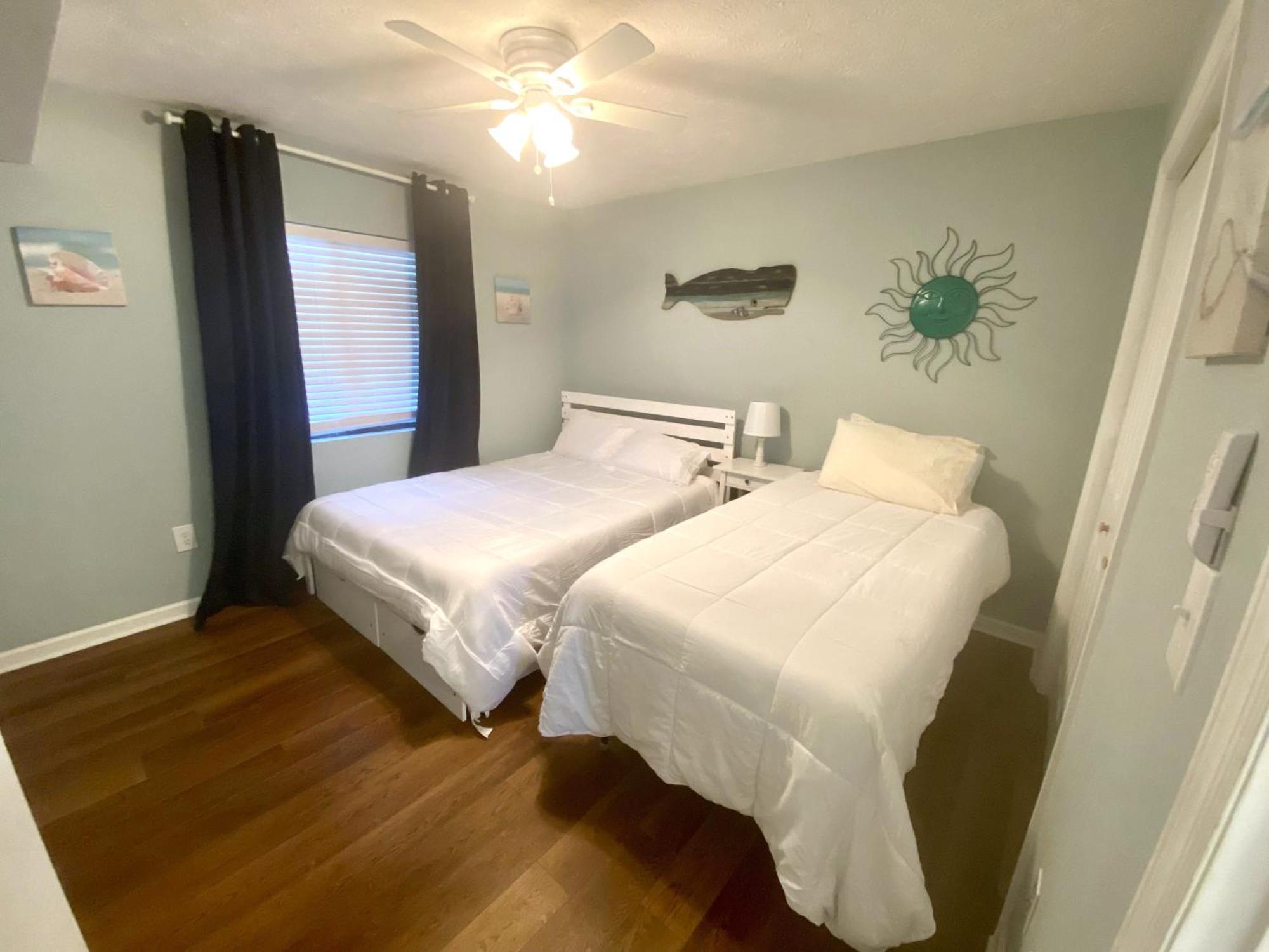 Beachfront Bliss: Oceanview With Pool In Cherry Grove Apartment