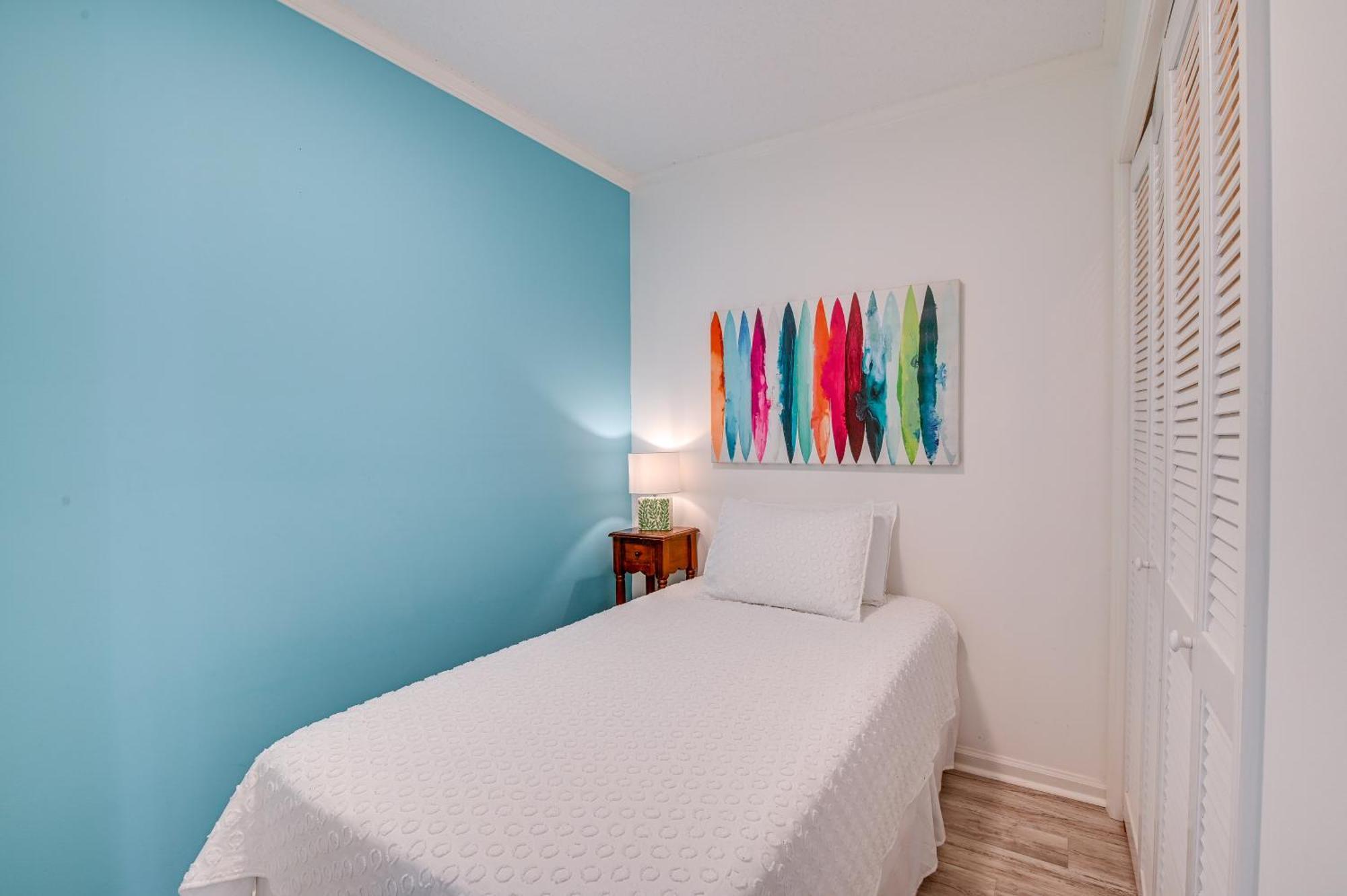 Surfside Escape With Pool - Walk To Ocean!