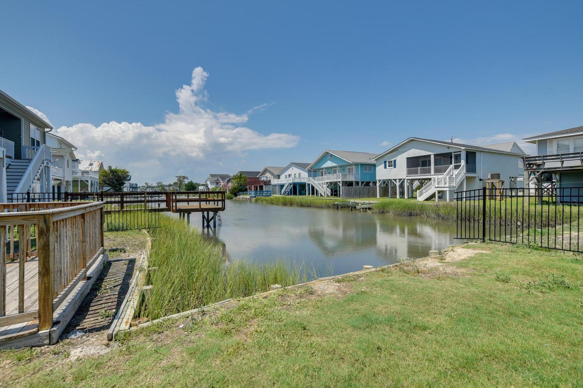Holiday home Waterfront North Myrtle With Pool And Deck *
