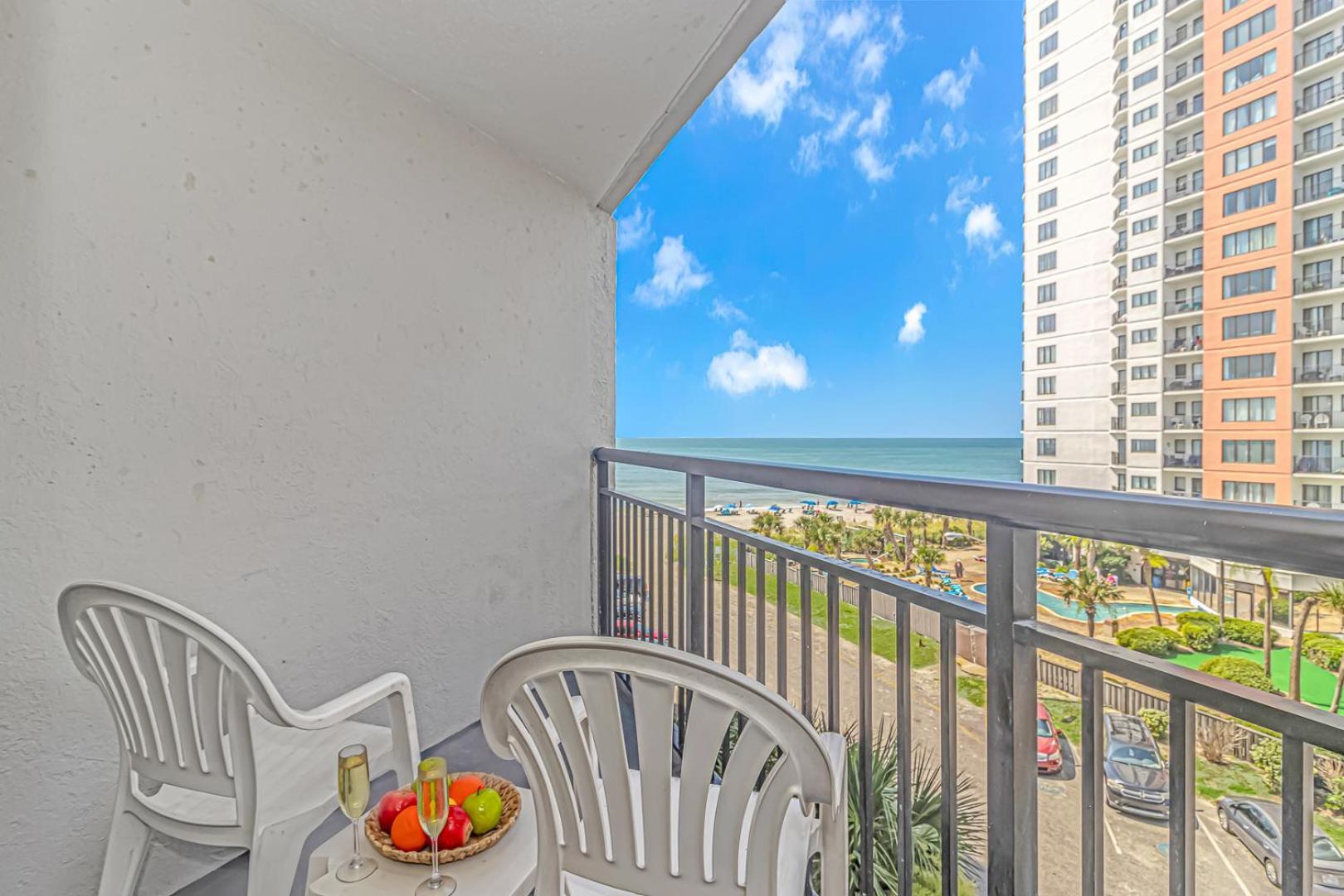 Oceanview 1 Bedroom Landmark 548 Perfect For A Couple Or Party Of 4