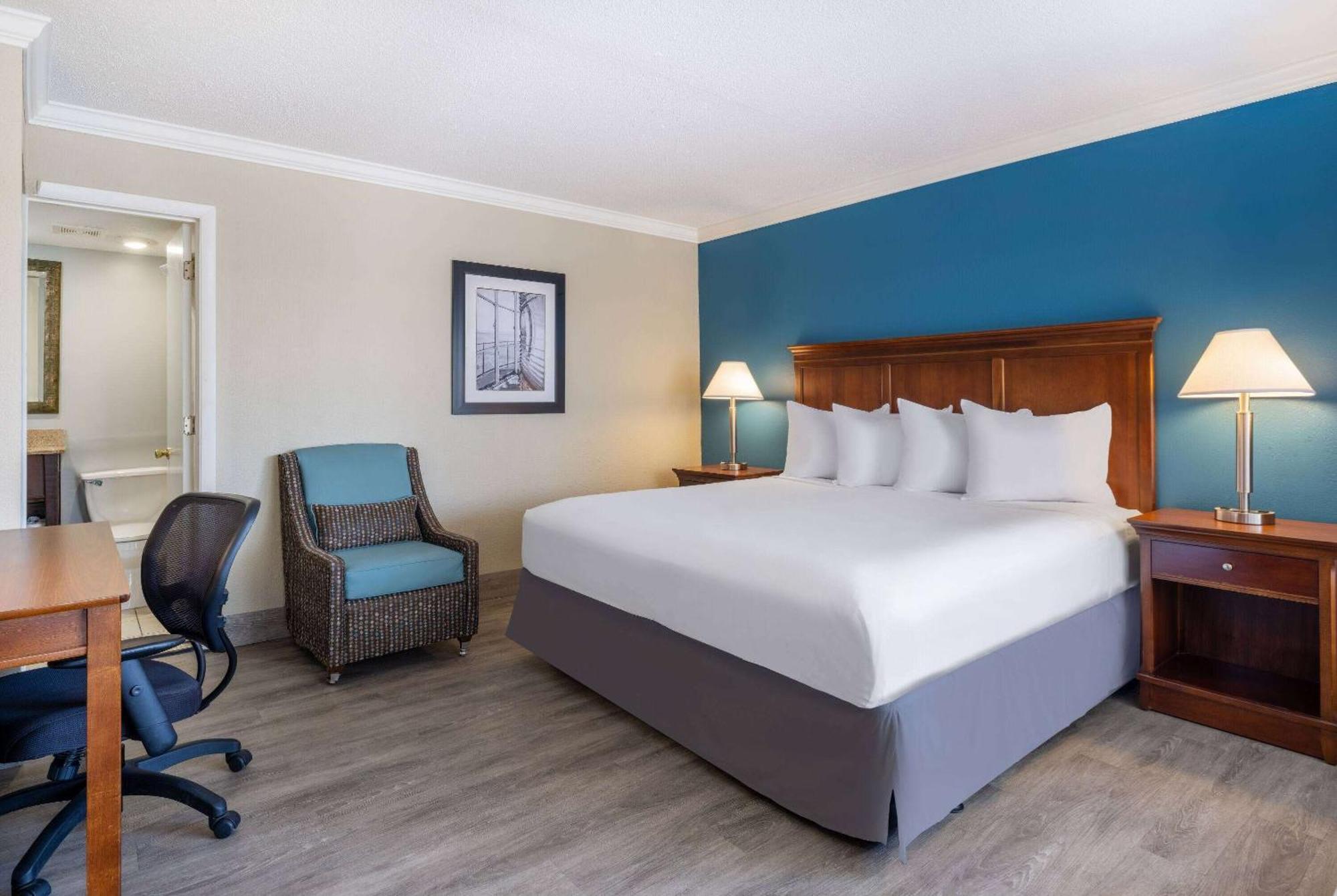 The Sandbar Hotel, Trademark Collection By Wyndham Myrtle Beach