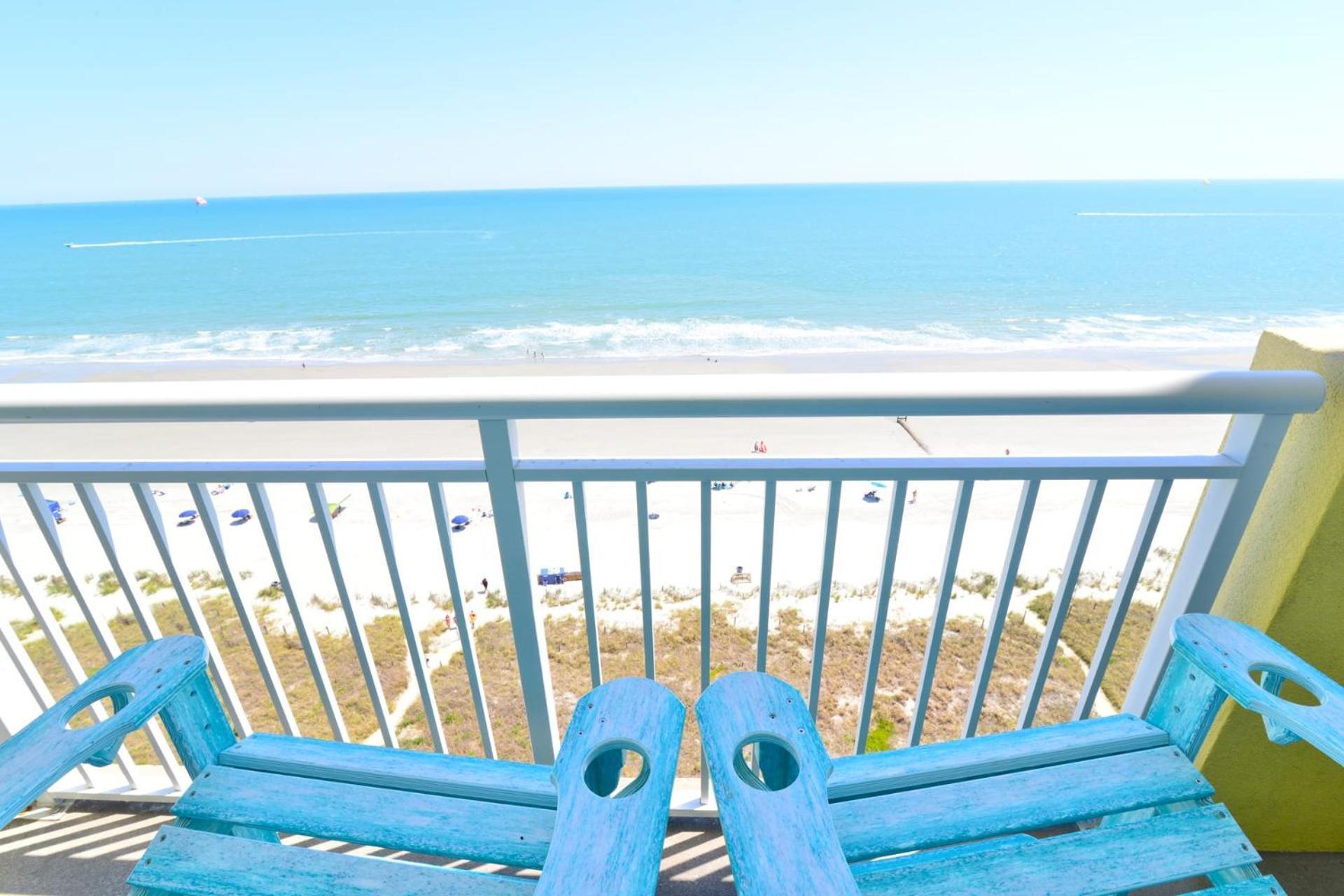 Oceanfront Location Modern Lazy River Huge Pool Oasis *