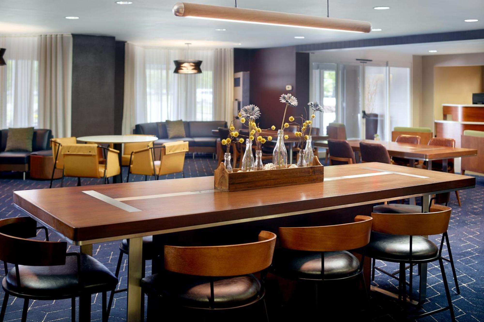 Hotel Courtyard By Marriott Myrtle Broadway Myrtle Beach