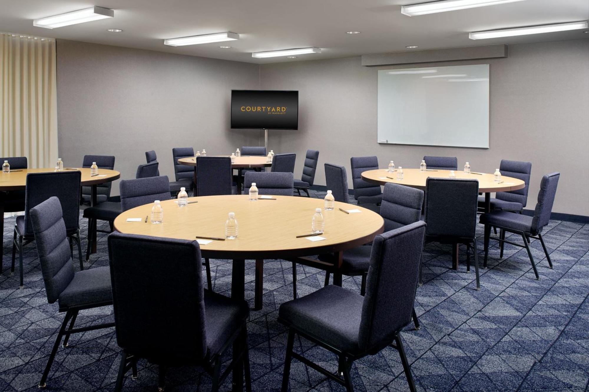 Courtyard By Marriott Myrtle Broadway 3* Myrtle Beach
