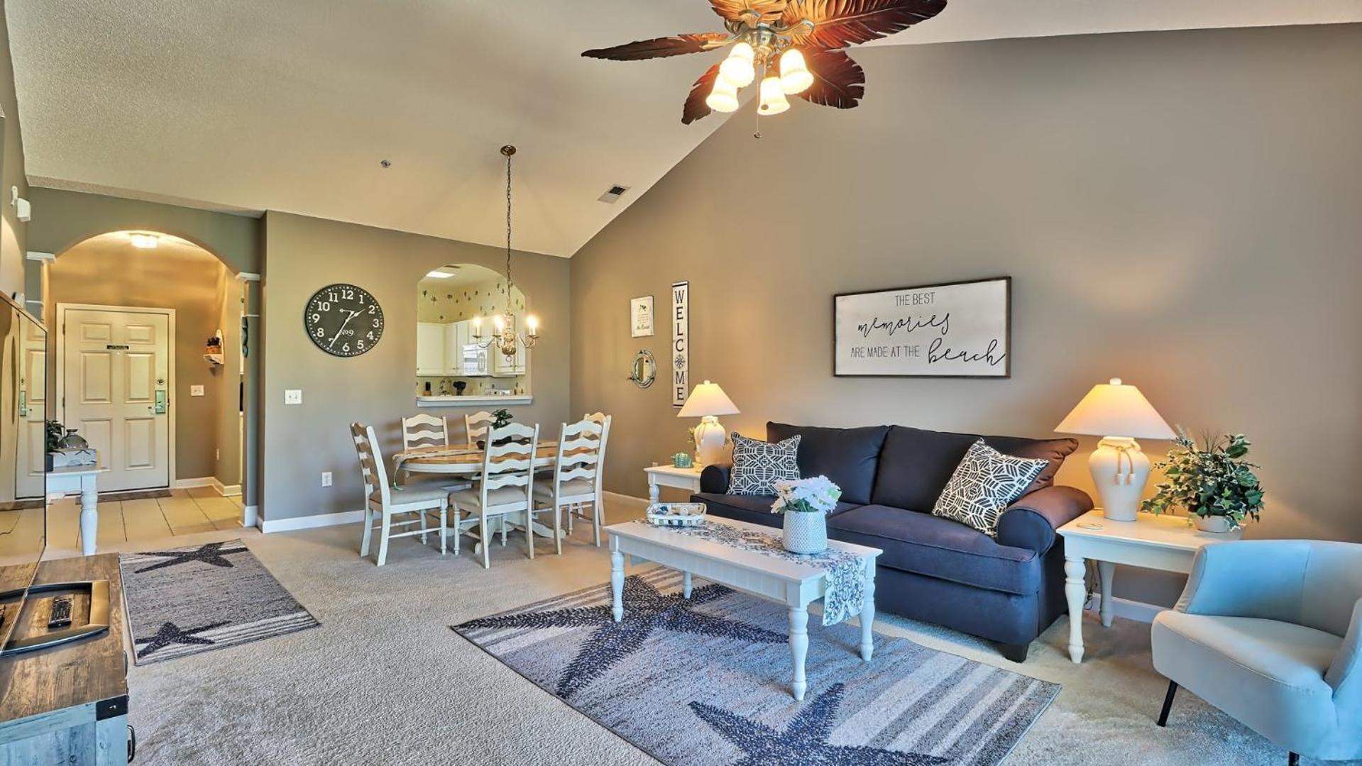 1533 Ironwood Apartment