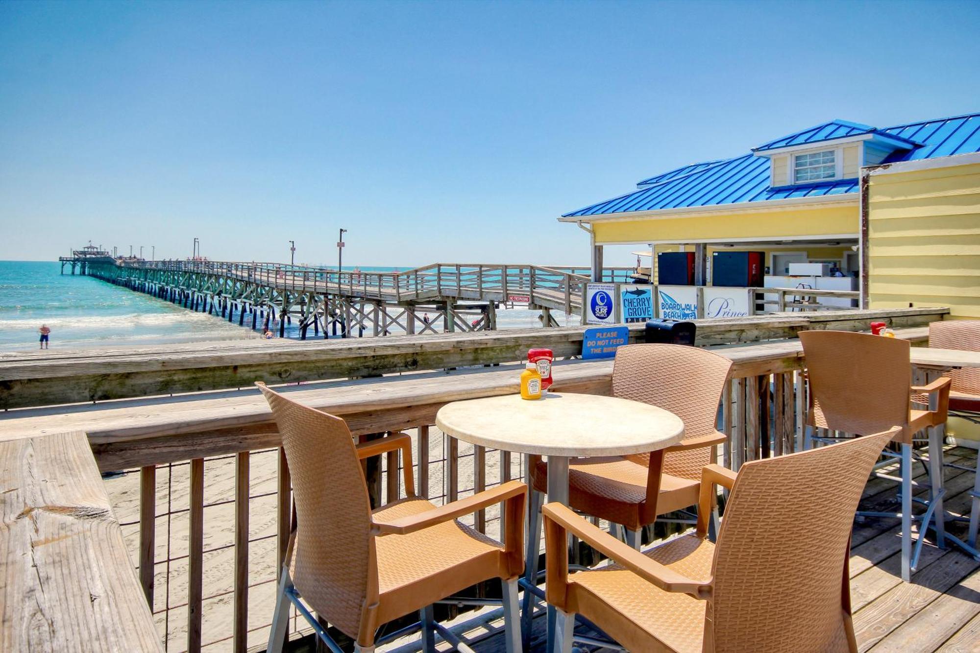 Apartment Oceanfront 1834 At Cherry Grove Pier *