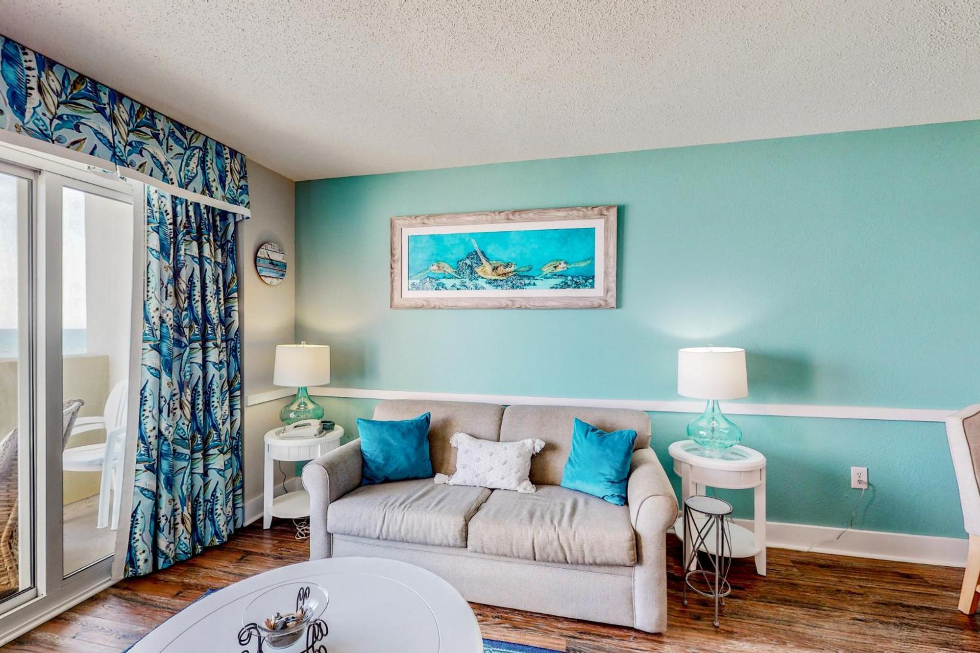 Apartment Bay Watch 0536