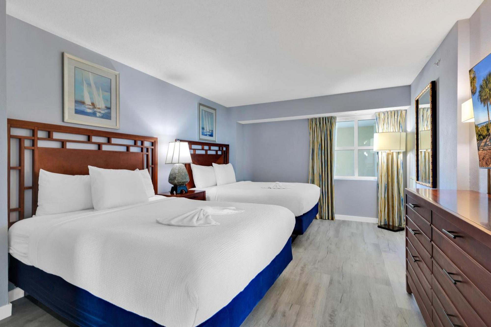 Sun-filled Beachfront 2br At Dunes Village Apartment *