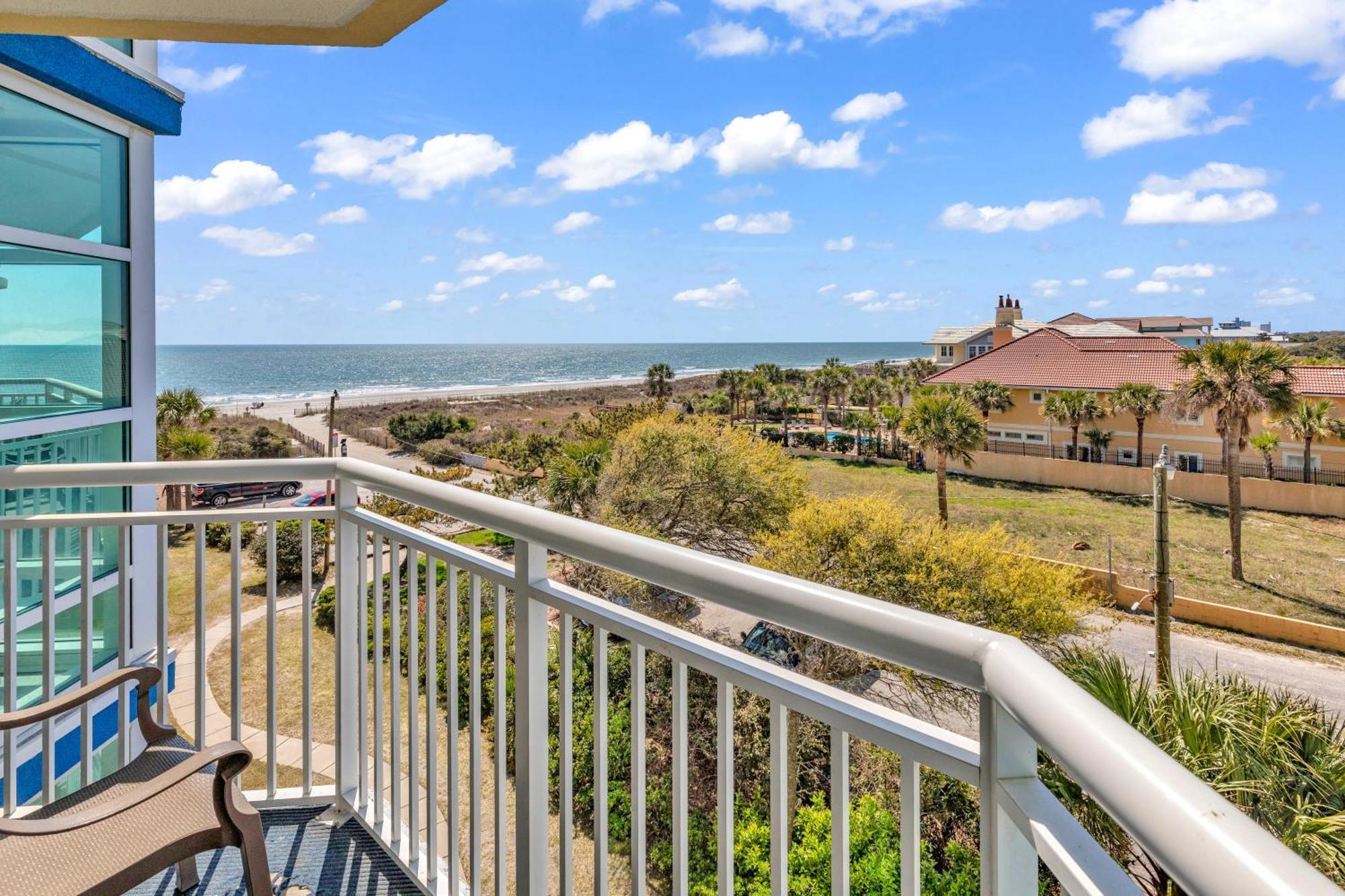 Sun-filled Beachfront 2br At Dunes Village Apartment Myrtle Beach