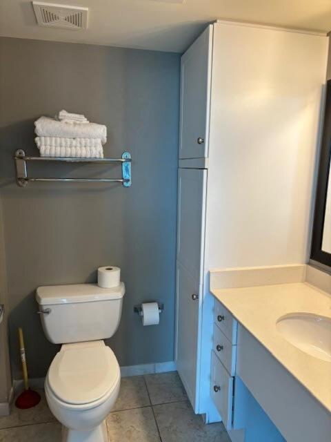 Great 2 Bedroom - Oceans One 1008 Holiday home Myrtle Beach