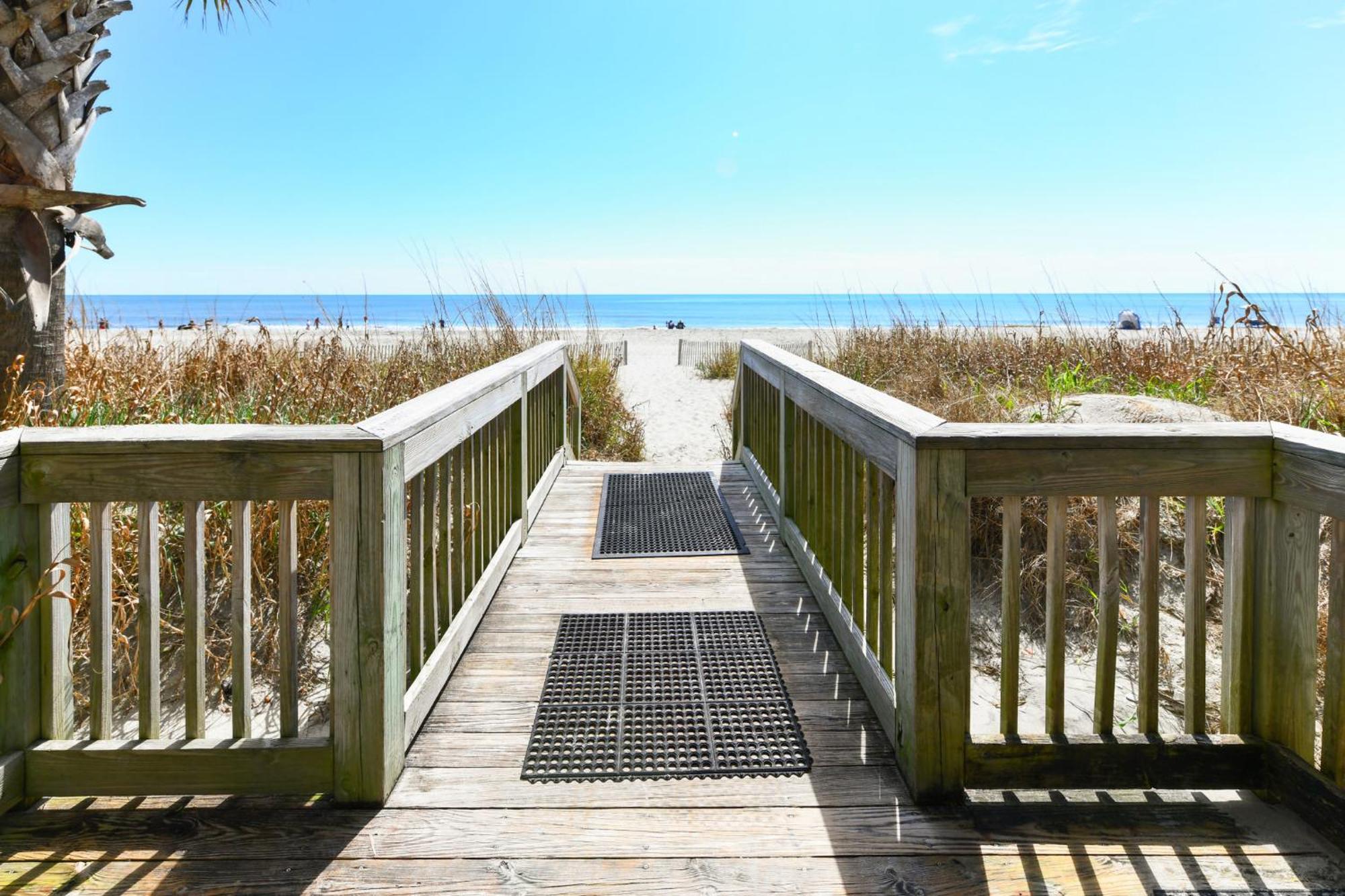 Beautiful Ocean View With Two Balconies Unit 351 At The Landmark Private Host No Waterpark Access Aparthotel