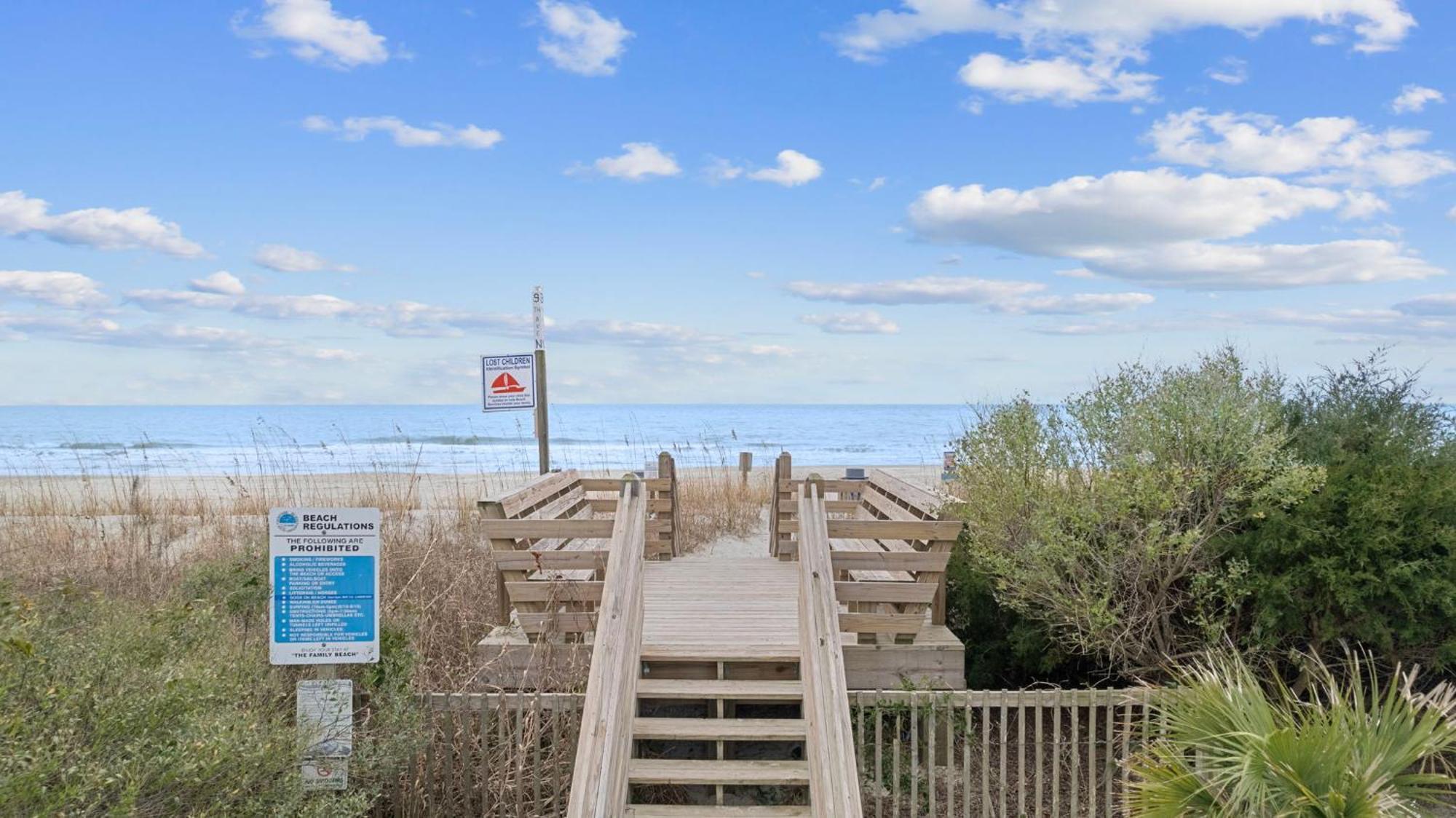 Charming 3 Bedroom ,oceanview Located In Surfside! * Myrtle Beach