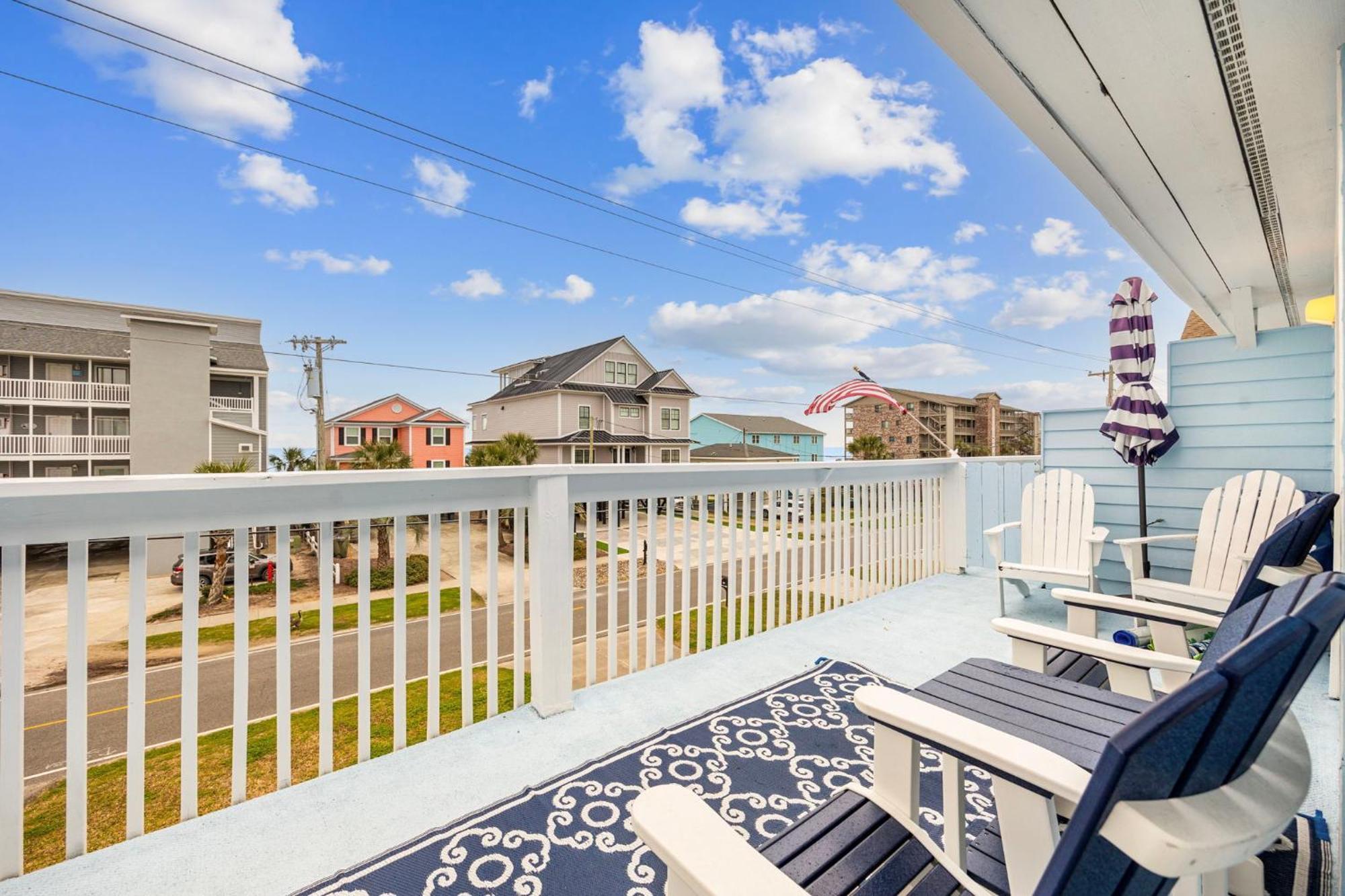 Charming 3 Bedroom ,oceanview Located In Surfside! * Myrtle Beach