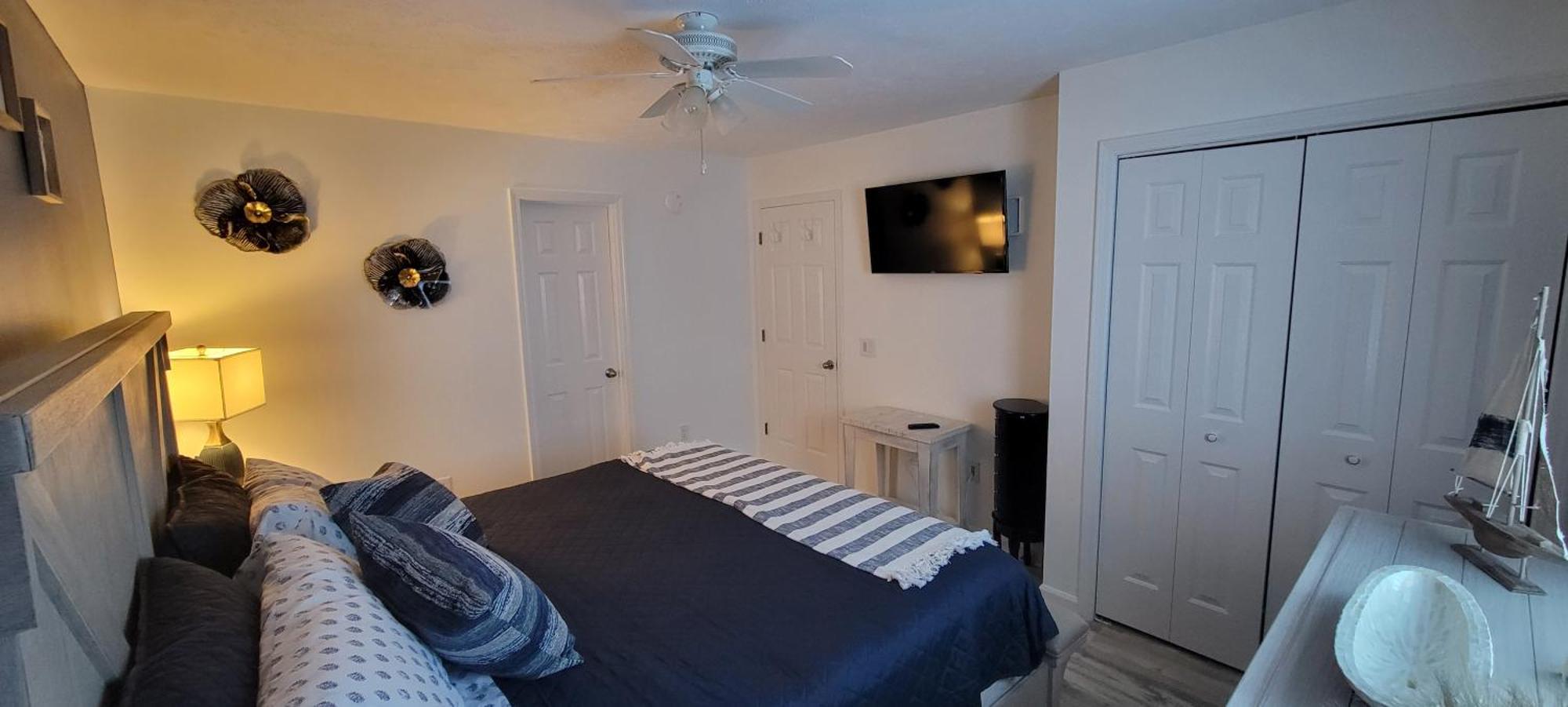 Myrtle Waterway Getaway Aparthotel