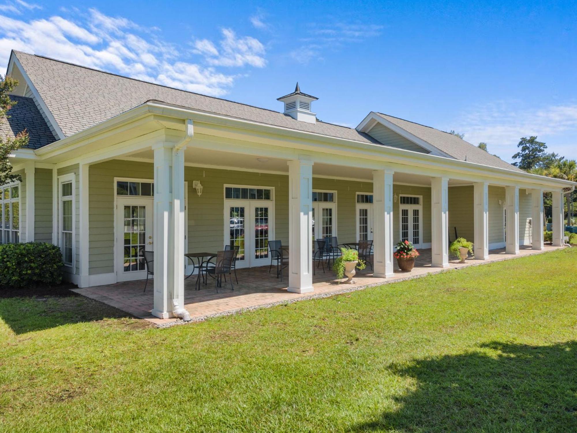 Beautifully Decorated 3 Bedroom 2 Bath Condo, First Floor Wth Walk In Shower! Located In Golf Community Apartment Myrtle Beach