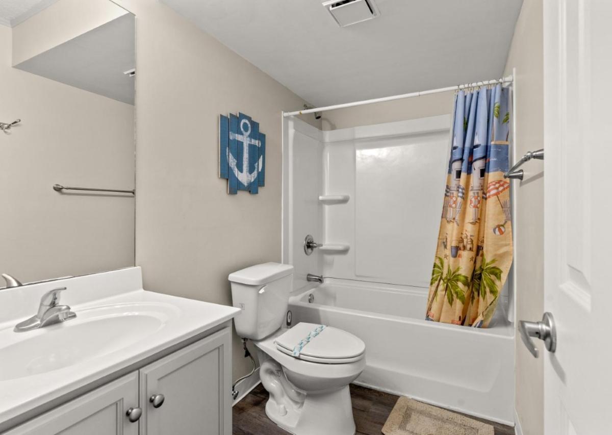 Blue Mist Unit 301 Is A 3rd Floor Oceanfront In Cherry Grove Nmb Apartment *