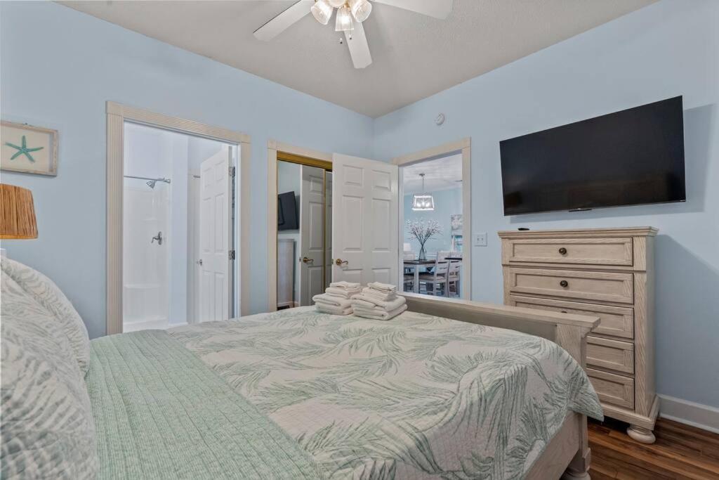 Apartment Location, Location, & Golf 2bd/2ba So Comfy!