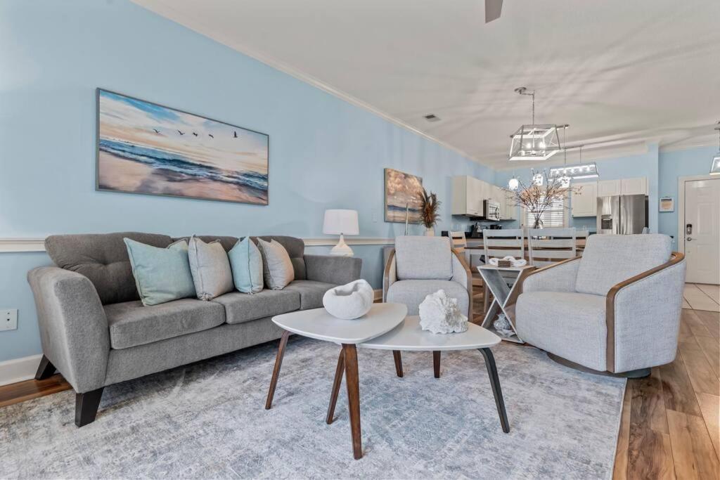 Location, Location, & Golf 2bd/2ba So Comfy! *