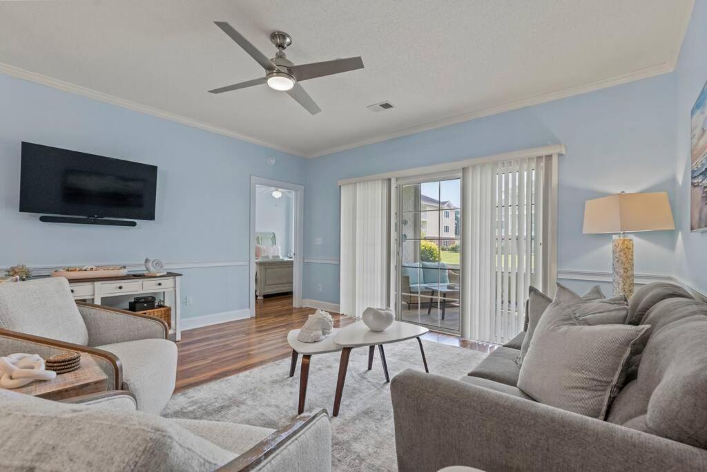 Location, Location, & Golf 2bd/2ba So Comfy!