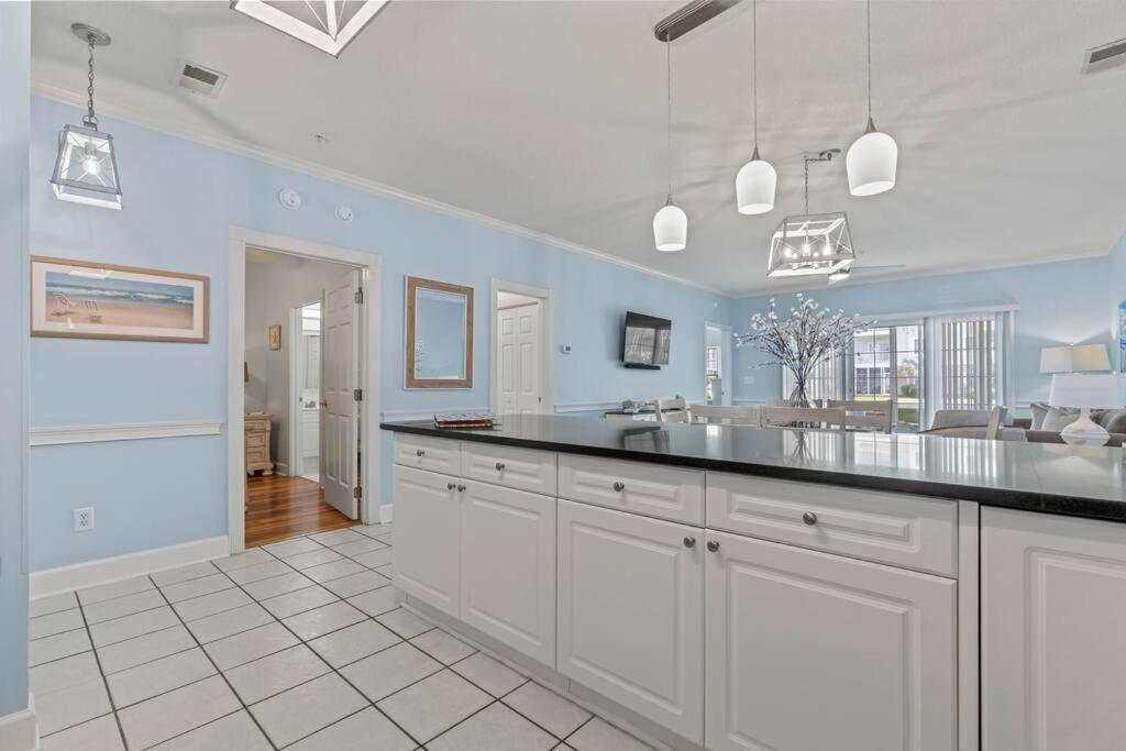 Apartment Location, Location, & Golf 2bd/2ba So Comfy!