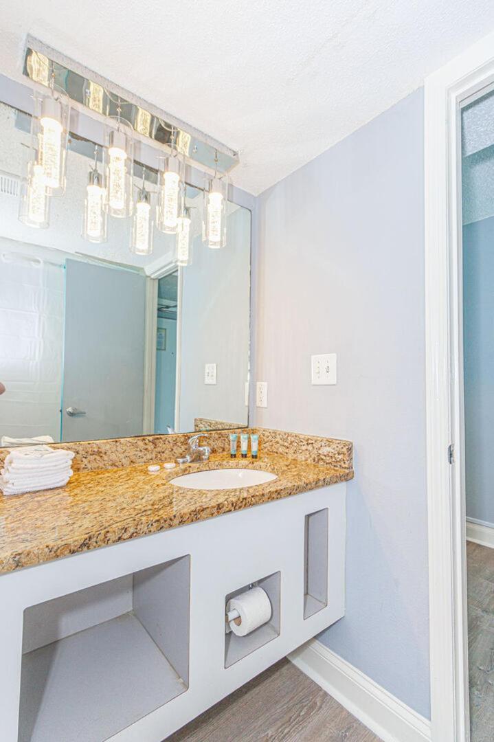 Direct Oceanfront Sea Mist 20908 Holiday home Myrtle Beach