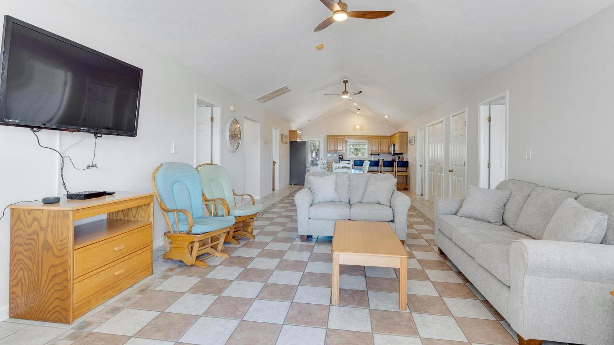 Holiday home Ocean's Edge - 2nd Row - Crescent Section