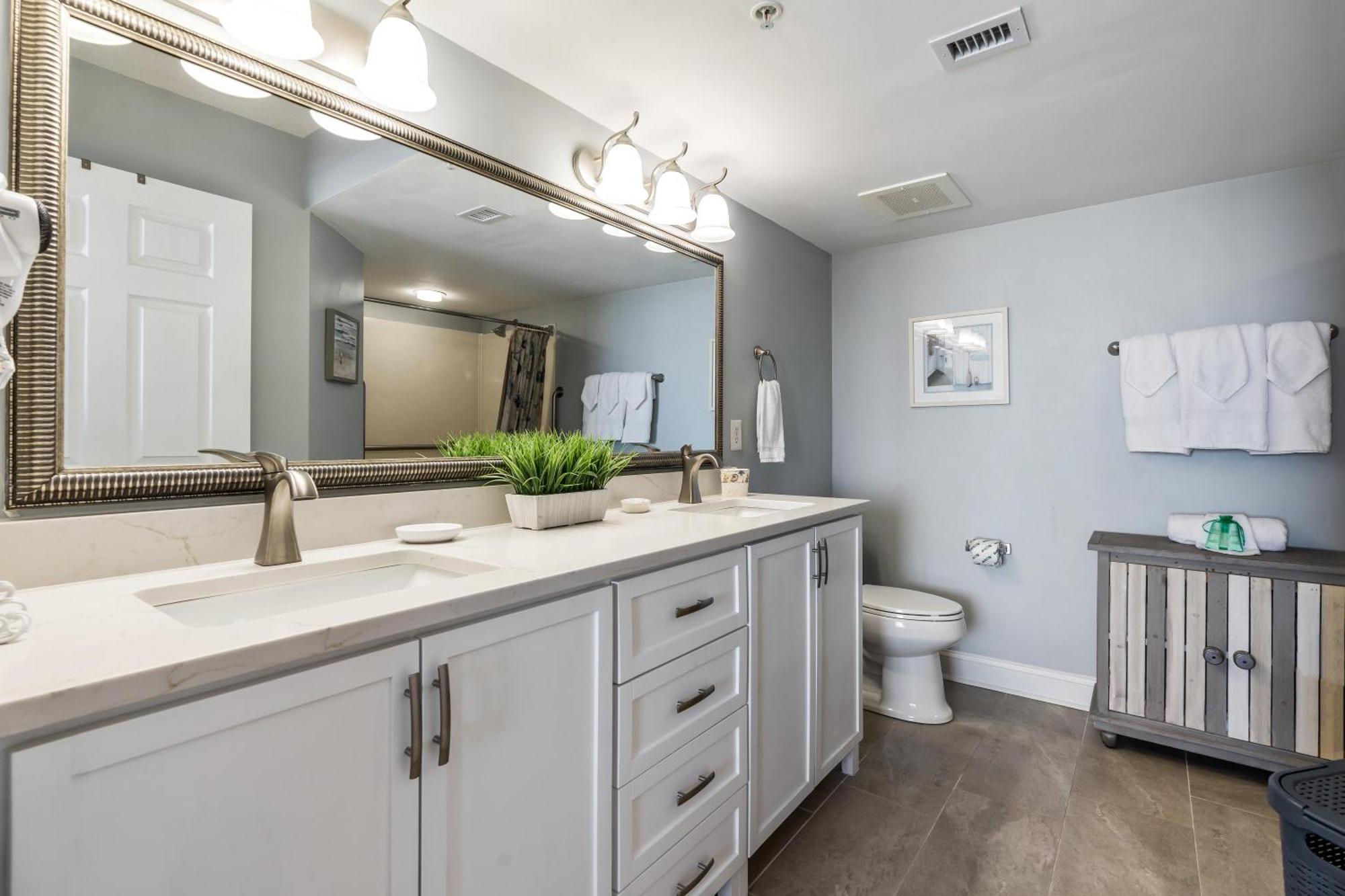 Bahama Sands 1008 - Oceanfront - Crescent Section Holiday home *